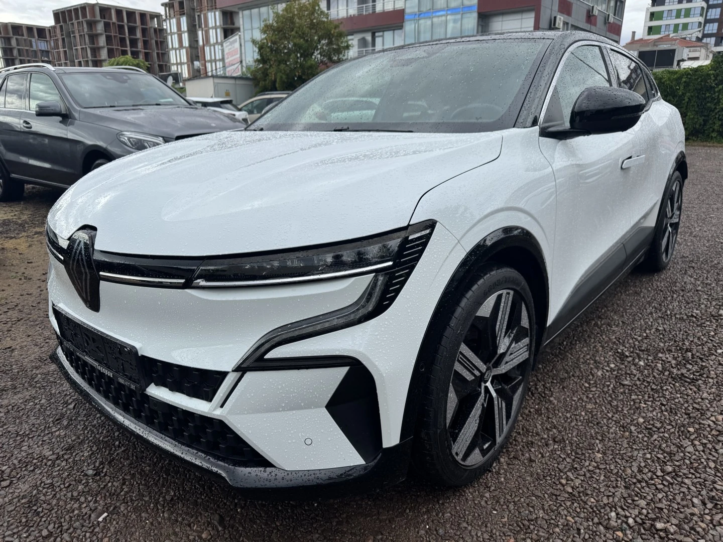 Renault Megane E-Tech EV60 Iconic - изображение 2
