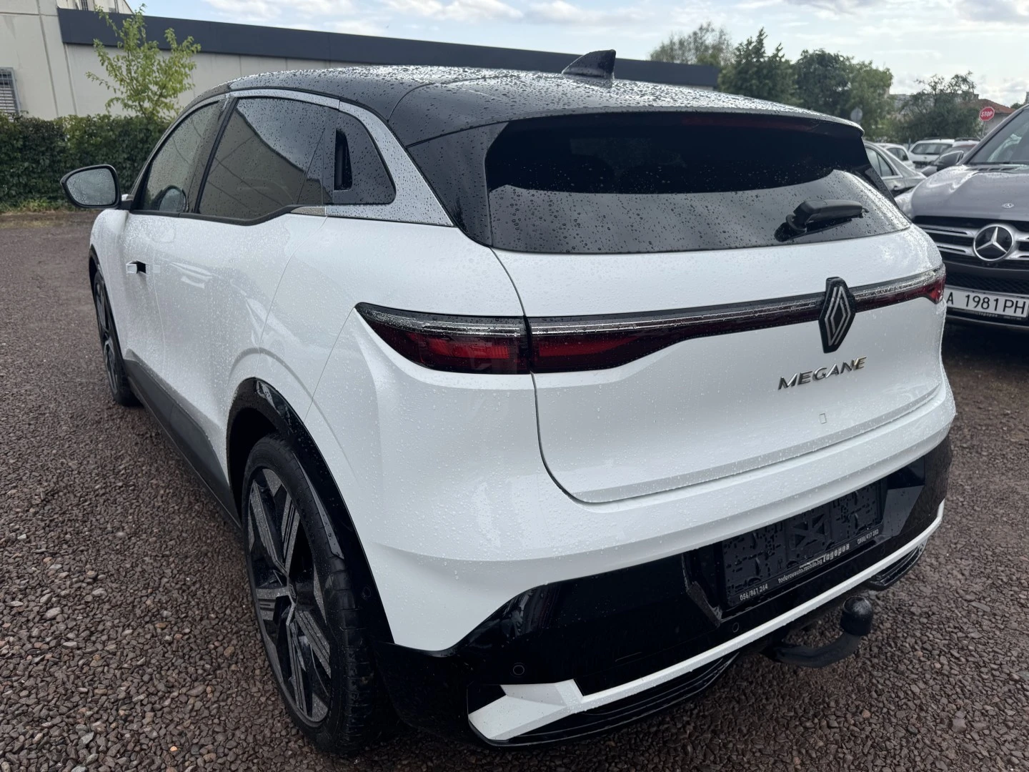 Renault Megane E-Tech EV60 Iconic - изображение 4