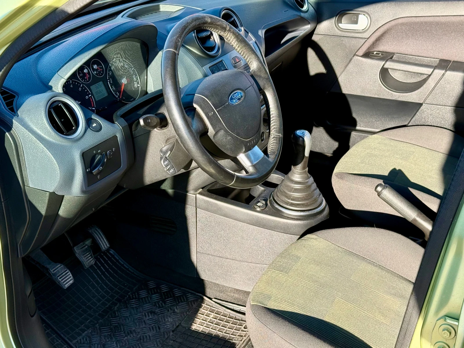 Ford Fiesta * 1.3* Бензин* Обслужена*  - изображение 8