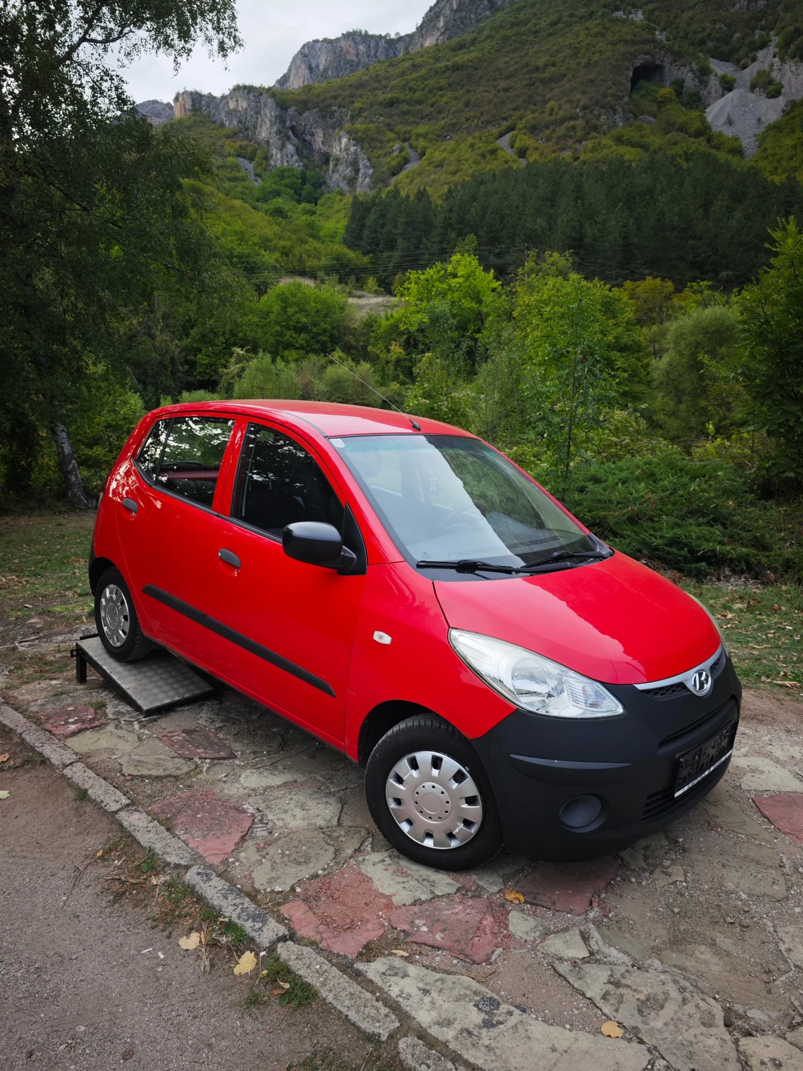 Hyundai I10 1.1I  5 | Mobile.bg   12