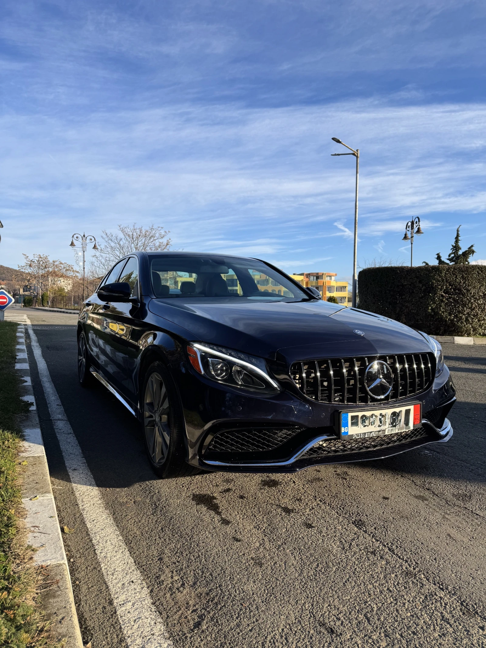 Mercedes-Benz C 300 4MATIC, снимка 3 - Автомобили и джипове - 53501284