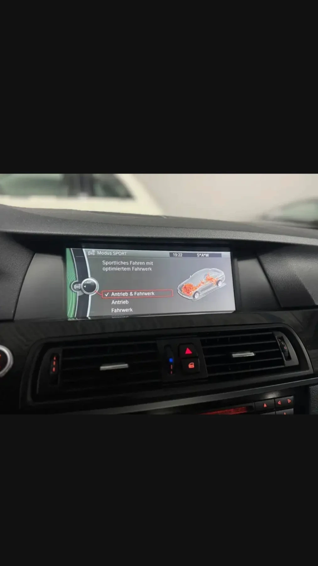 BMW 530 F10   3.0d   245 �.�   ������� ZF   ����  | Mobile.bg � ����������� 12