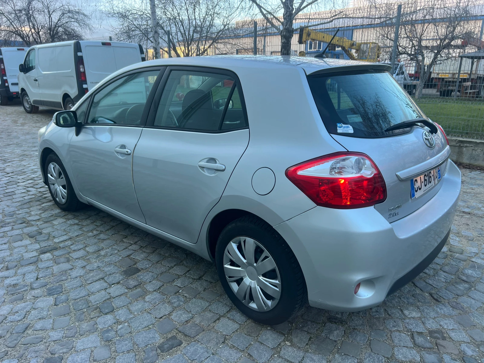 Toyota Auris 2.0 D-4D NAVI / FACELIFT - изображение 5