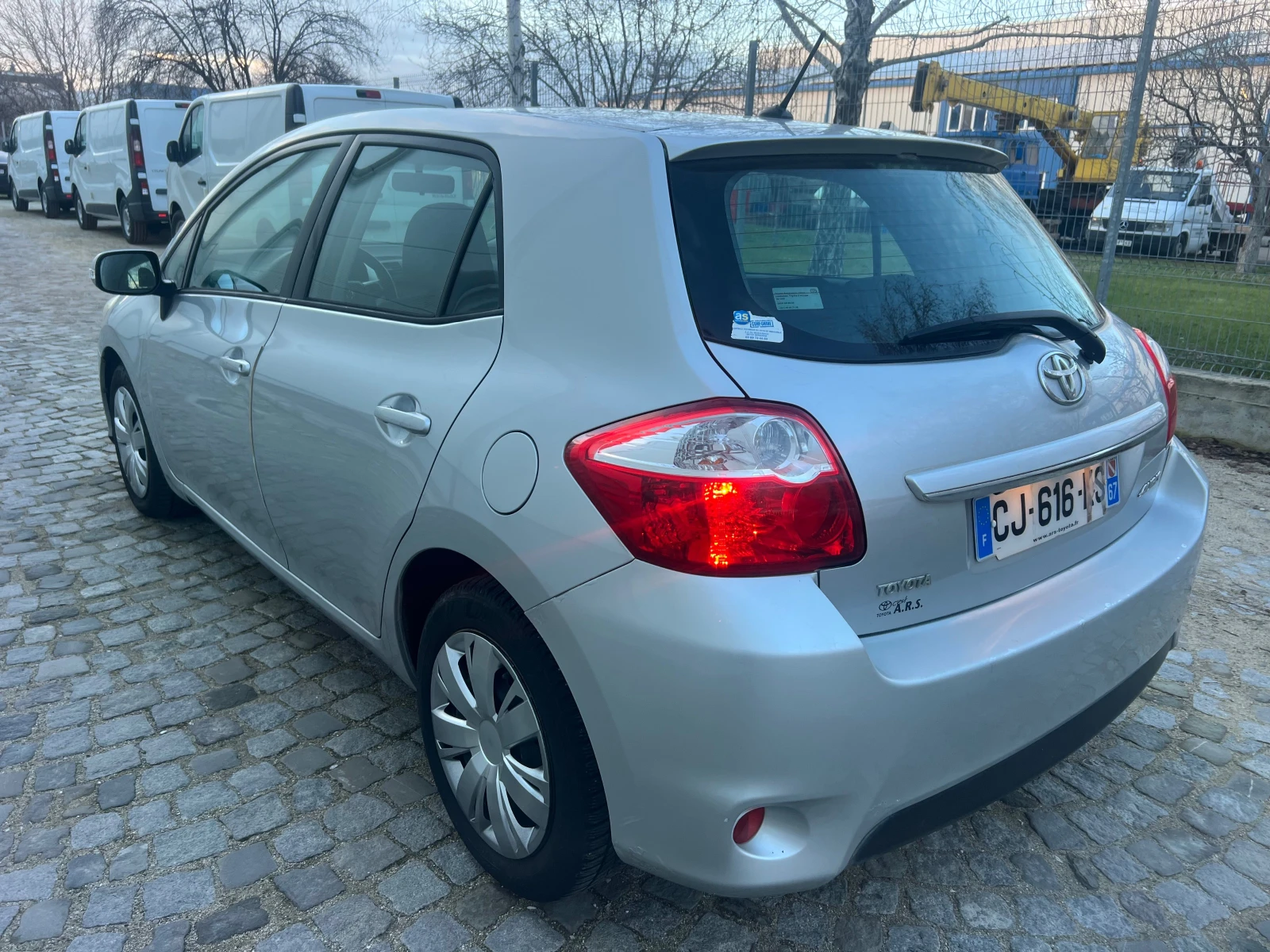 Toyota Auris 2.0 D-4D NAVI / FACELIFT - изображение 6