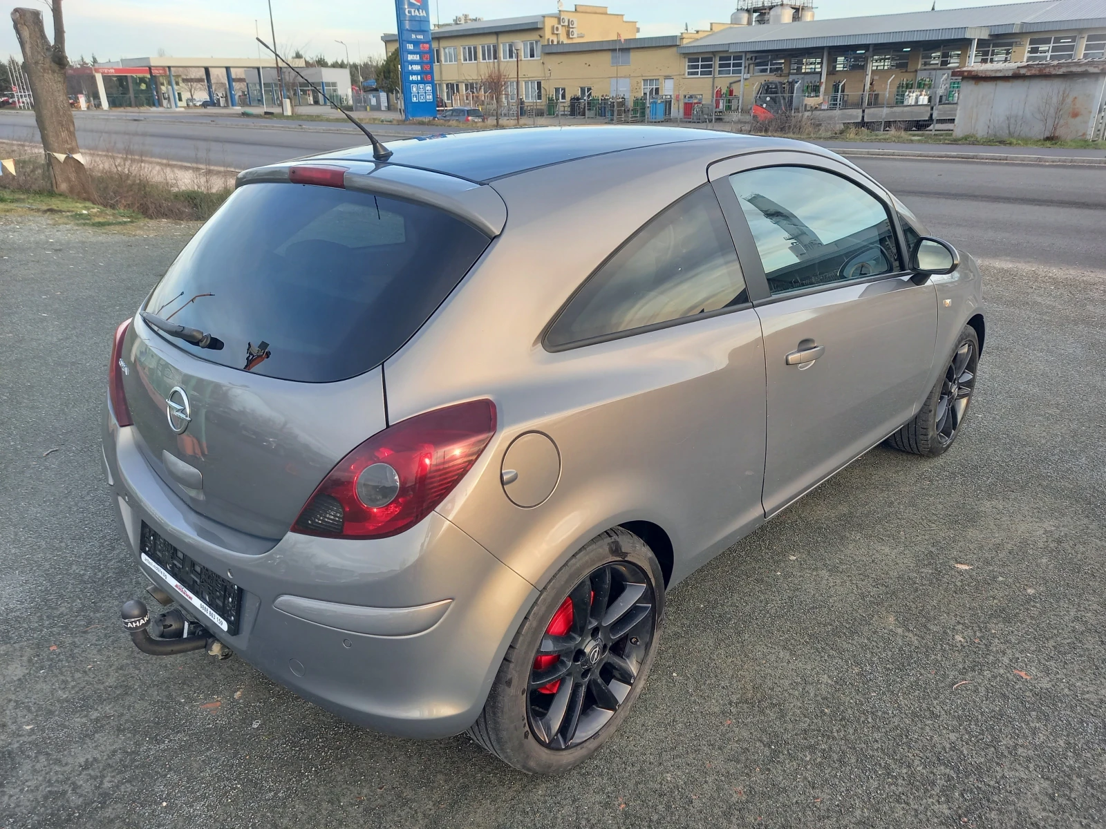 Opel Corsa 1.4 - 90KC FACE - изображение 5