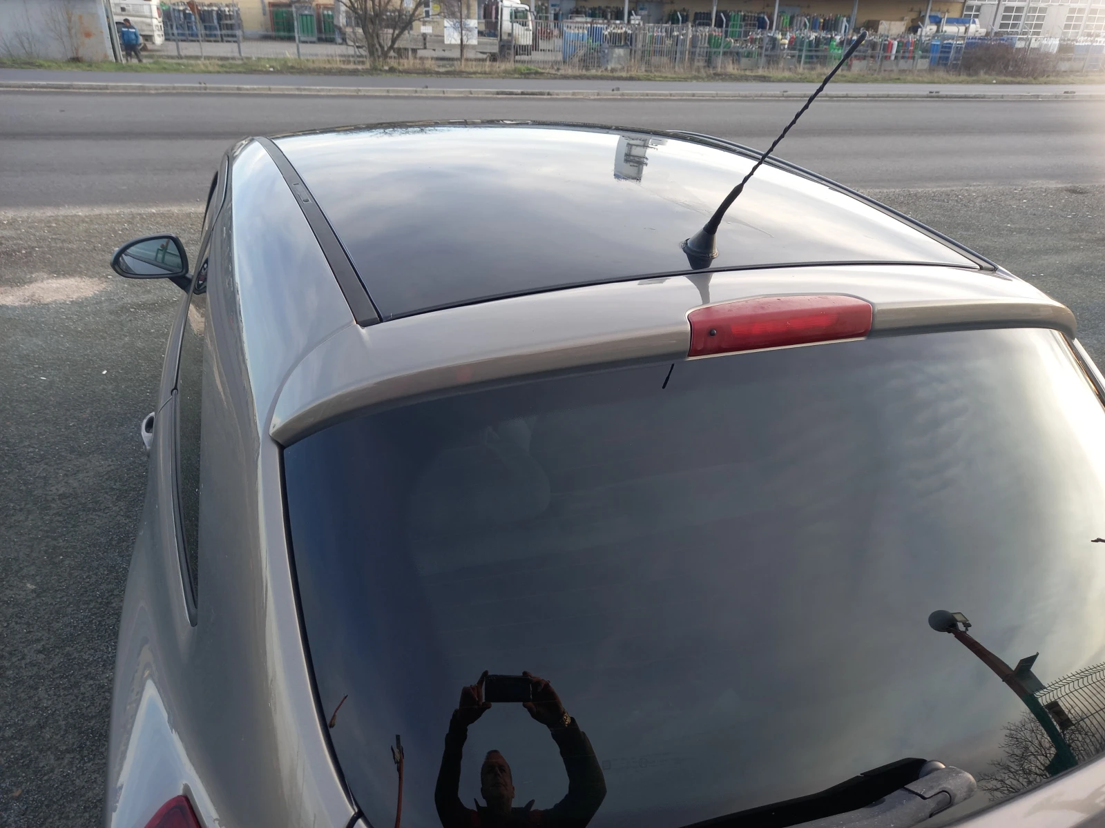 Opel Corsa 1.4 - 90KC FACE - изображение 9