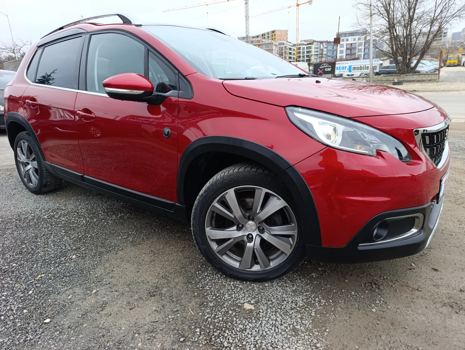 Peugeot 2008 1.2i 130к.с. - изображение 3