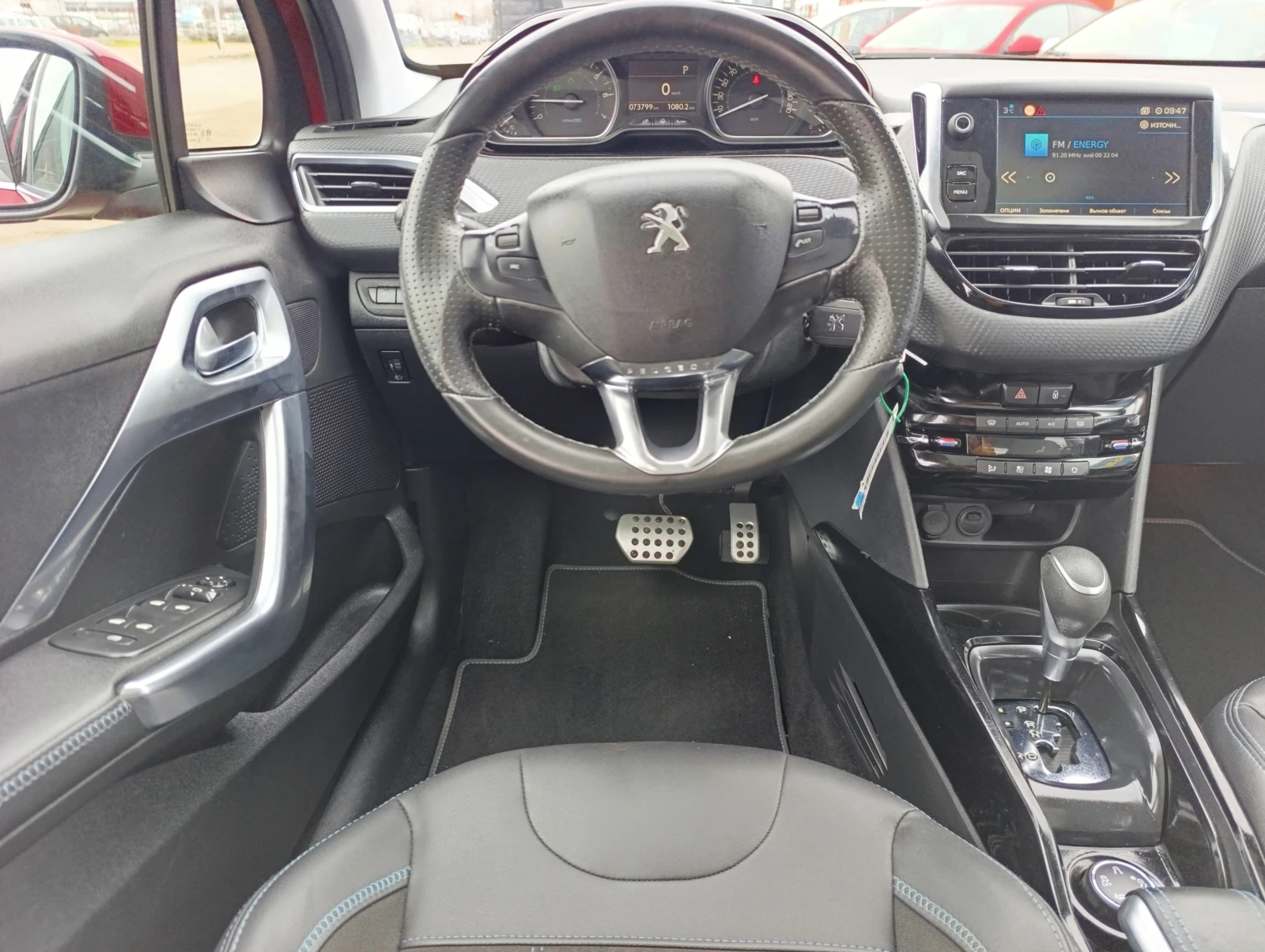 Peugeot 2008 1.2i 130�.�. | Mobile.bg � ����������� 12
