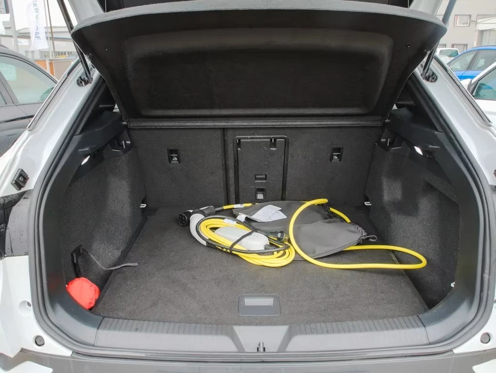 VW ID.4 Pro ACC AHK /MATRIX/ NAVI, снимка 10 - Автомобили и джипове - 53894273