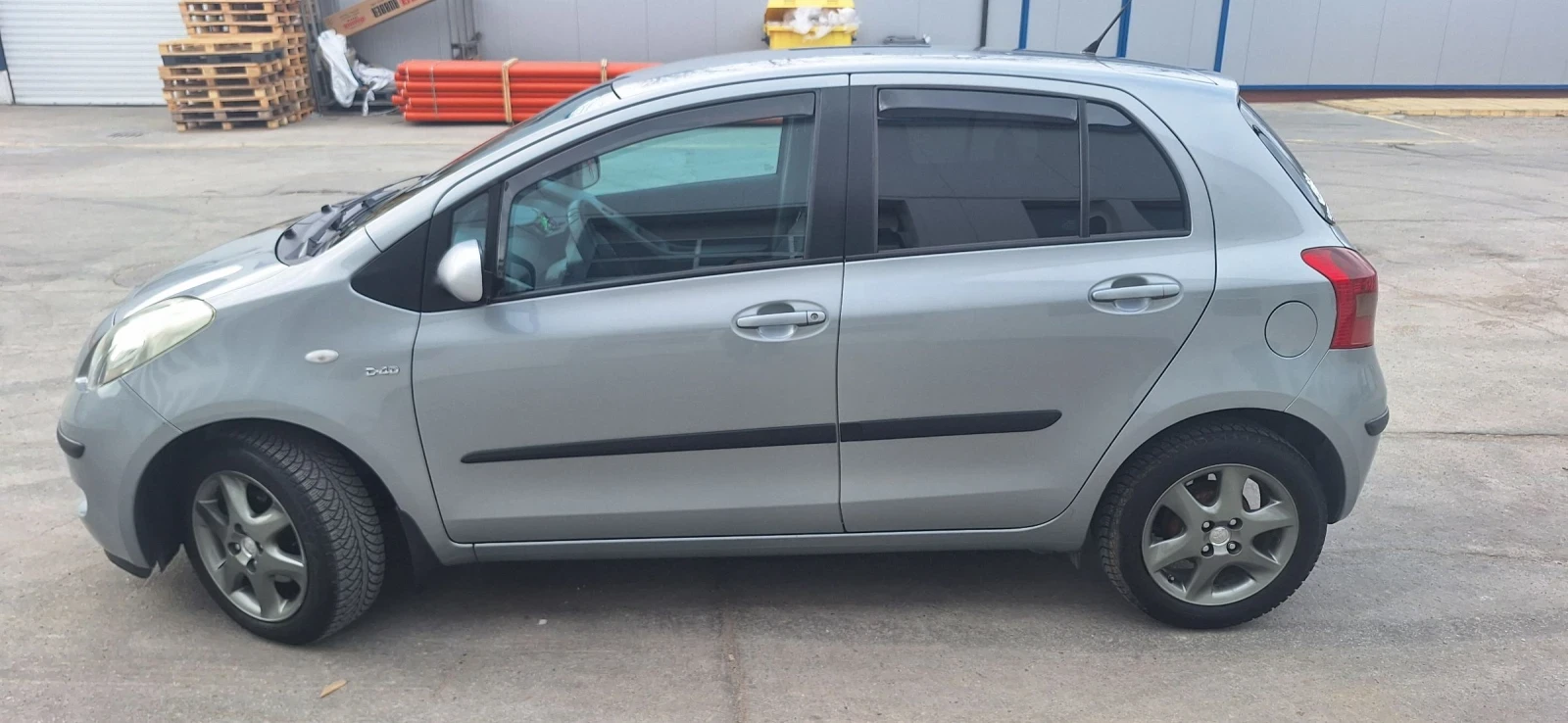 Toyota Yaris 1.4 D4D, снимка 4 - Автомобили и джипове - 53926362