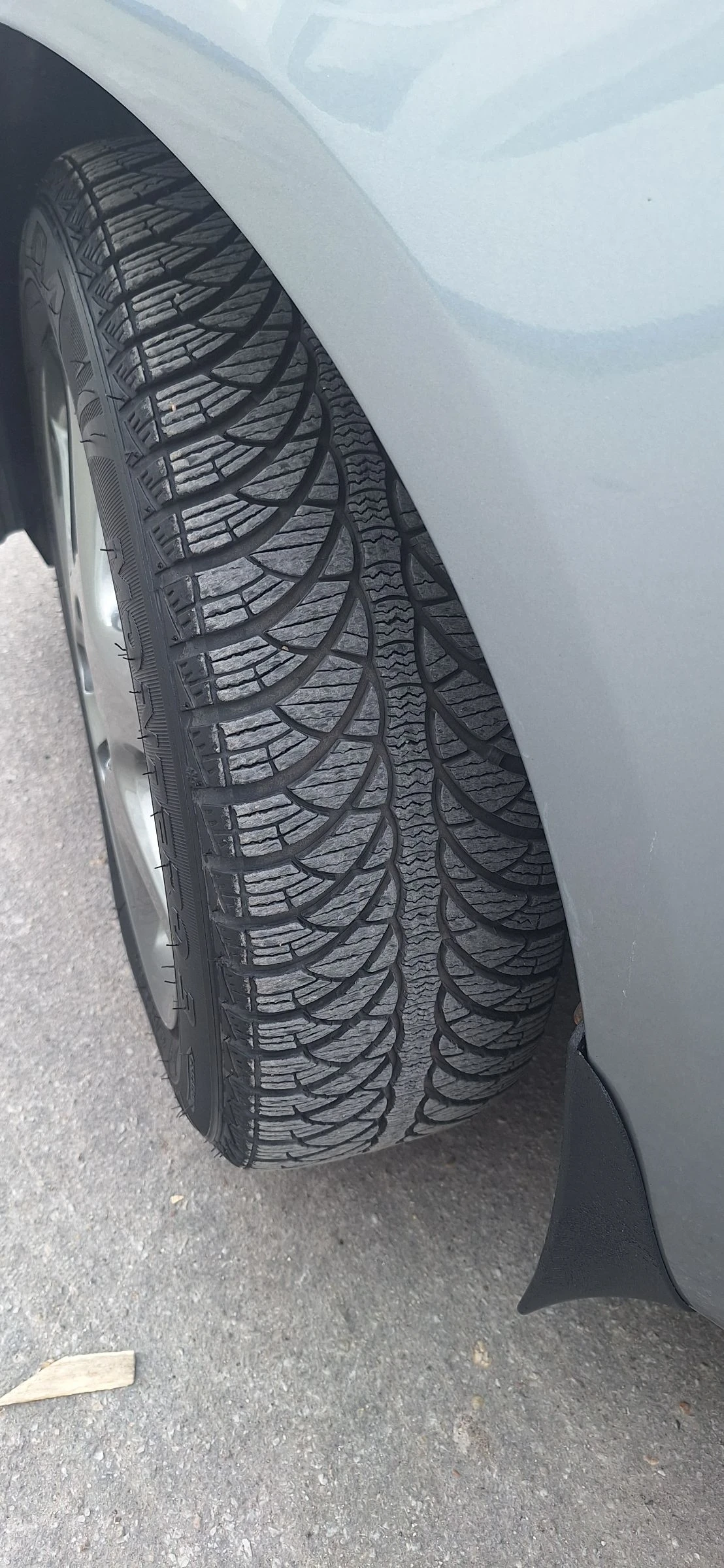 Toyota Yaris 1.4 D4D, снимка 10 - Автомобили и джипове - 53926362