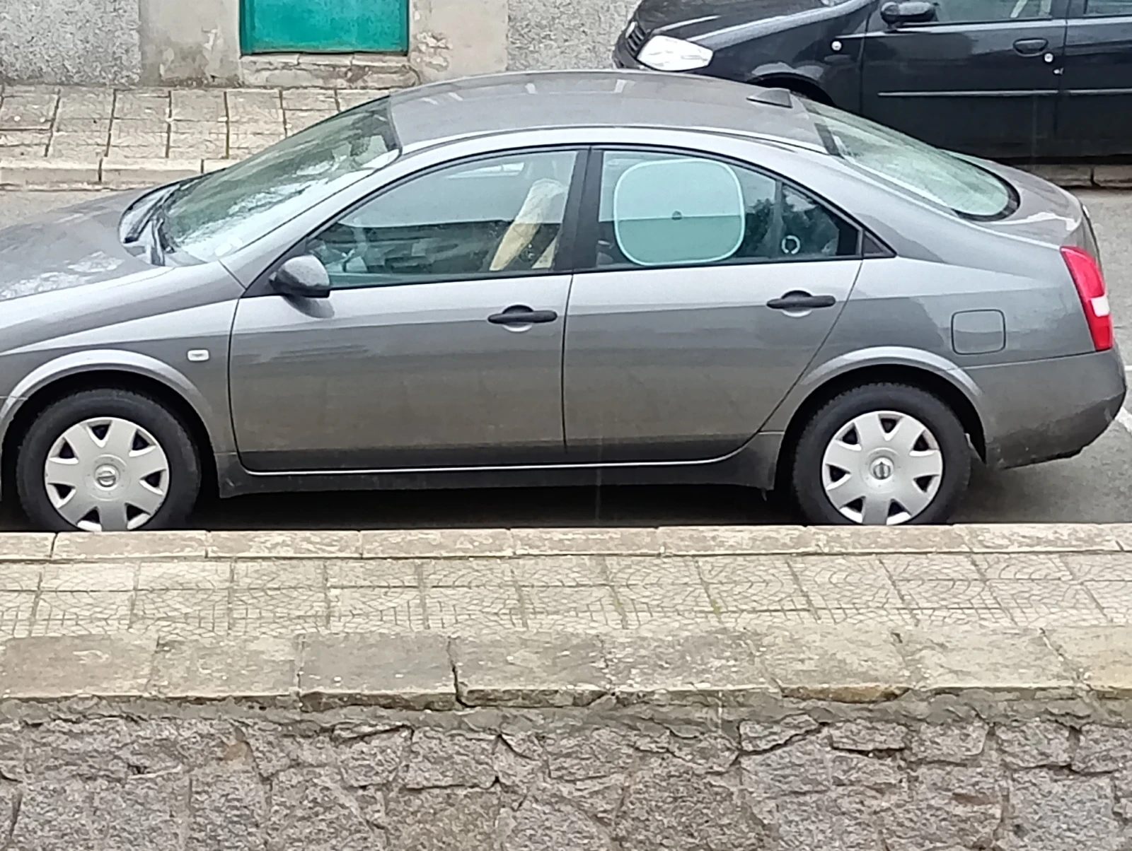 Nissan Primera P12