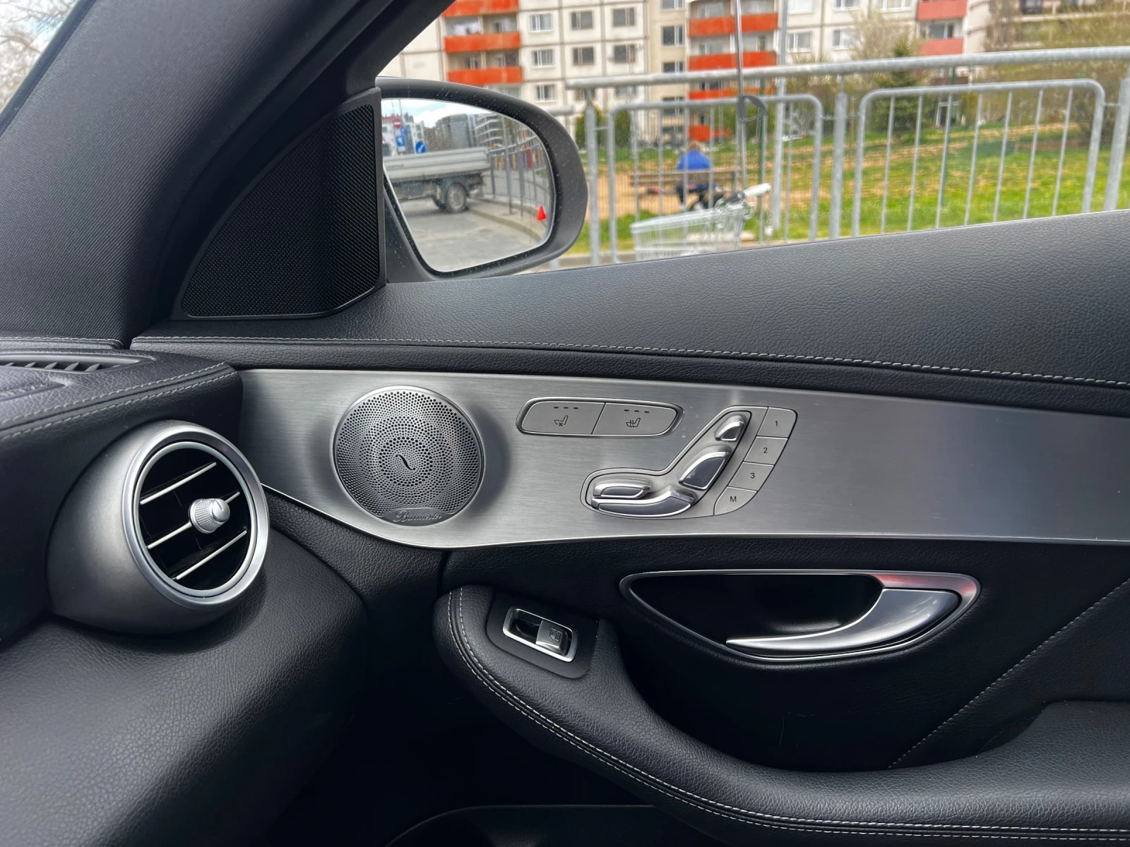 Mercedes-Benz C 43 AMG  4MATIC , снимка 16 - Автомобили и джипове - 54442308