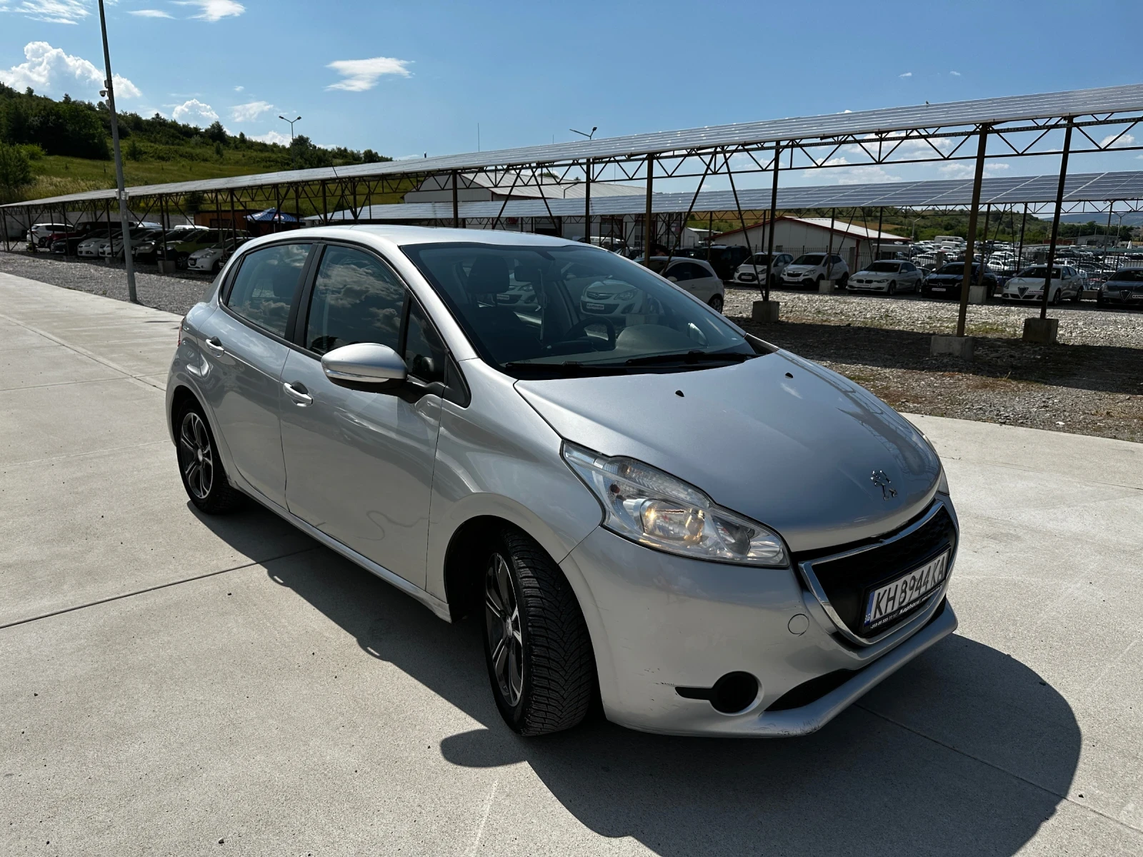 Peugeot 208, снимка 10 - Автомобили и джипове - 54554036