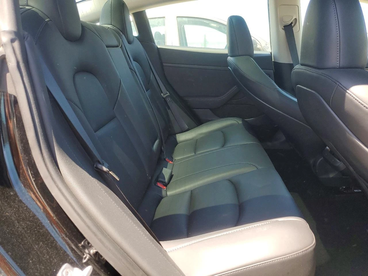Tesla Model 3, снимка 10 - Автомобили и джипове - 54624045