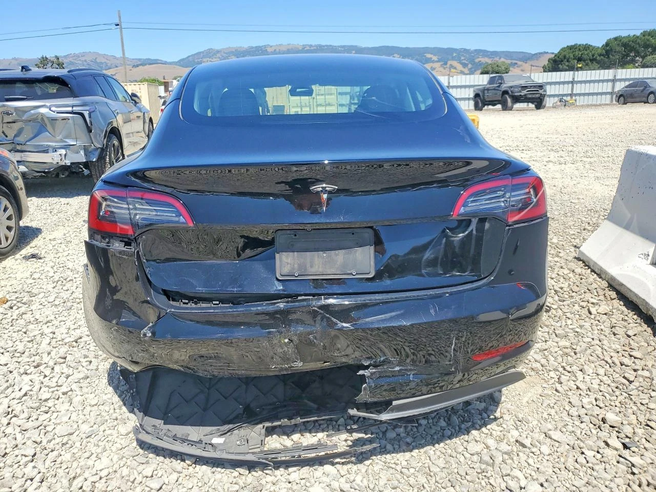 Tesla Model 3, снимка 6 - Автомобили и джипове - 54624045