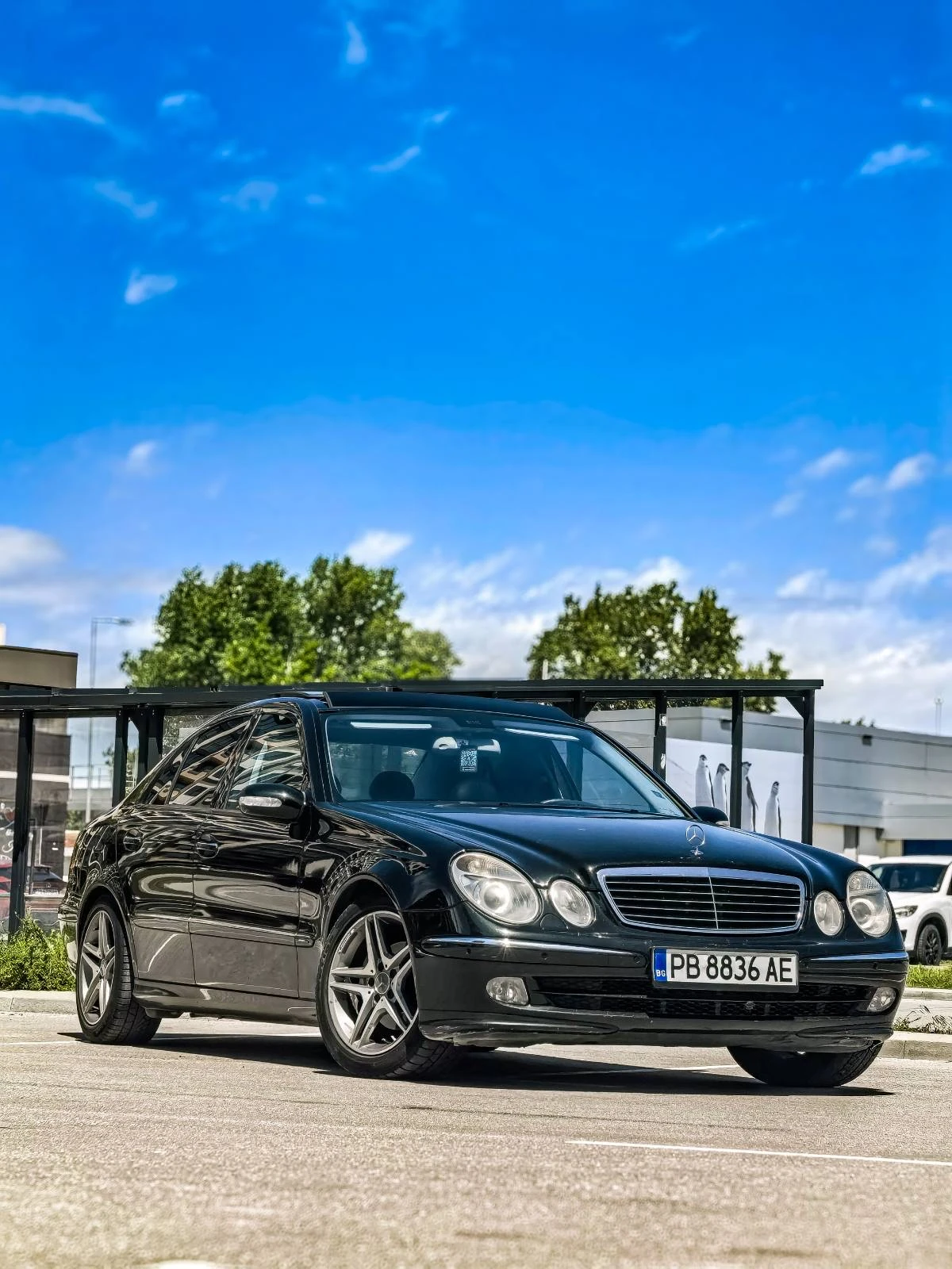 Mercedes-Benz E 240, снимка 7 - Автомобили и джипове - 54681038