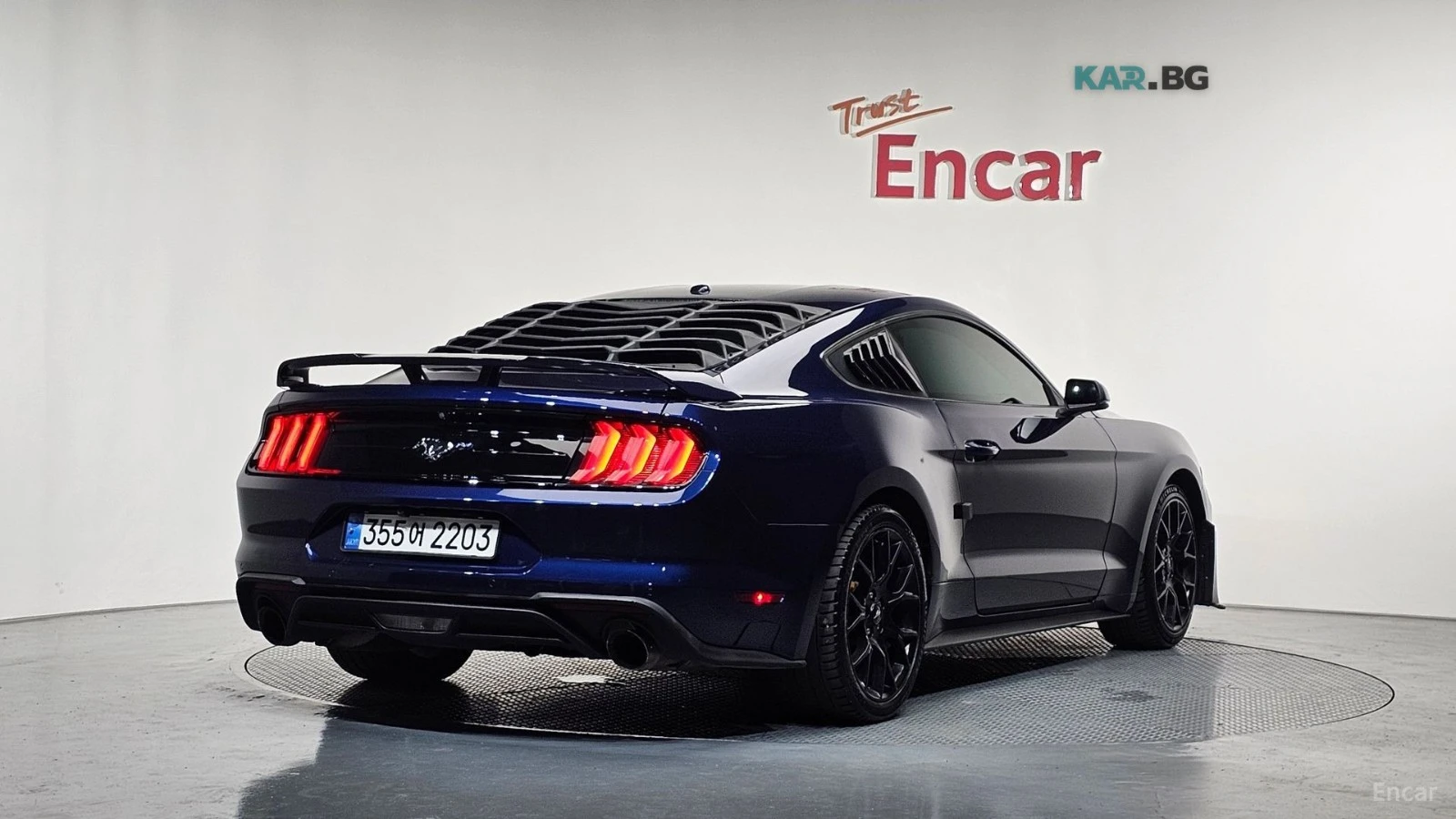 Ford Mustang 2.3 Eco Boost FACE* ПОДГРЕВ* ОБДУХВАНЕ* NAVI* КОЖА, снимка 2 - Автомобили и джипове - 54917201