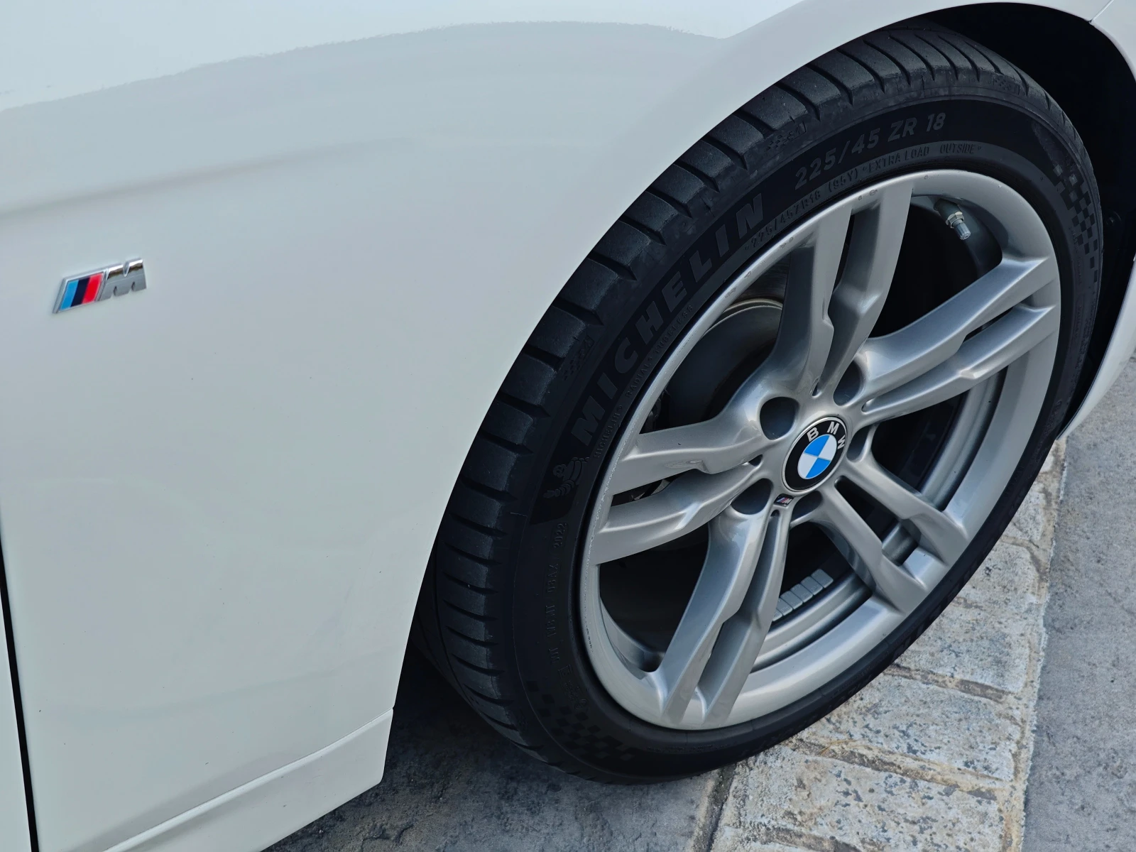 BMW 320 B47 RWD M-ПАКЕТ HEADUP LED CARPLAY SAT F1 DIGITAL, снимка 6 - Автомобили и джипове - 55007767
