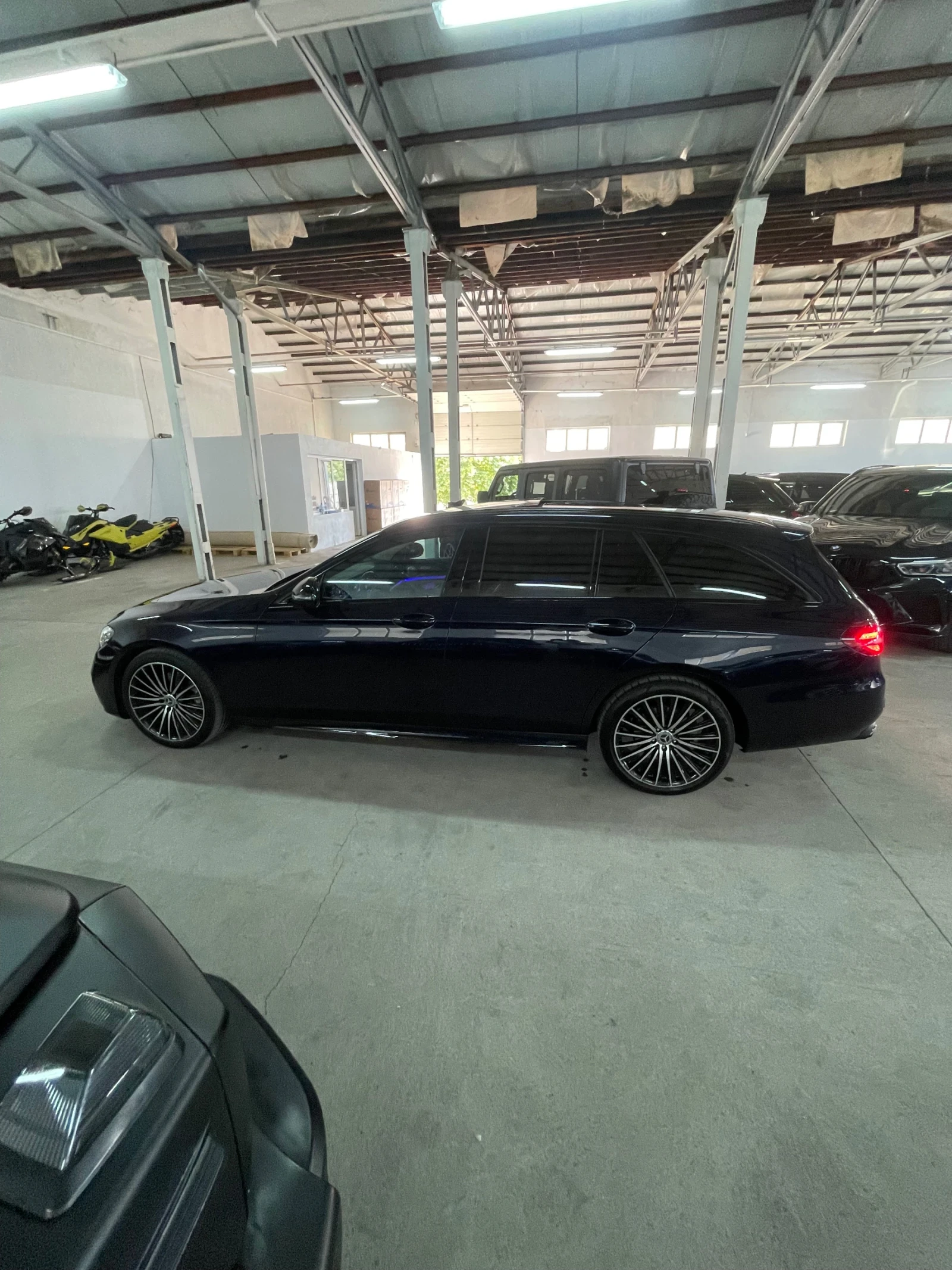 Mercedes-Benz E 220 d/4mat/AMG 6.3face/Подгр/камер/дигитал/НОВА!!!, снимка 7 - Автомобили и джипове - 55053160