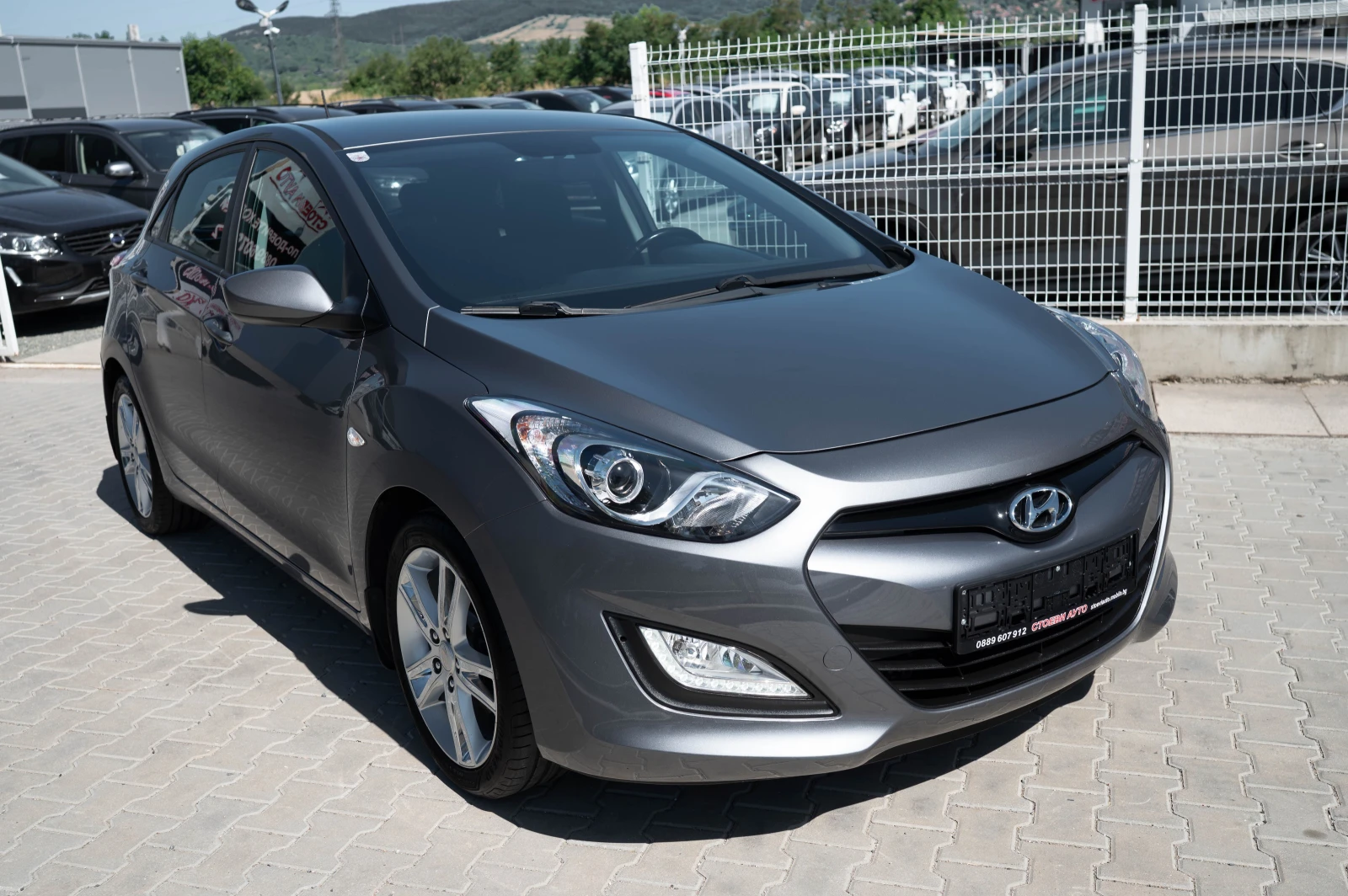 Hyundai I30 1.4* 101кс* 6ск* бензин, снимка 4 - Автомобили и джипове - 55086247