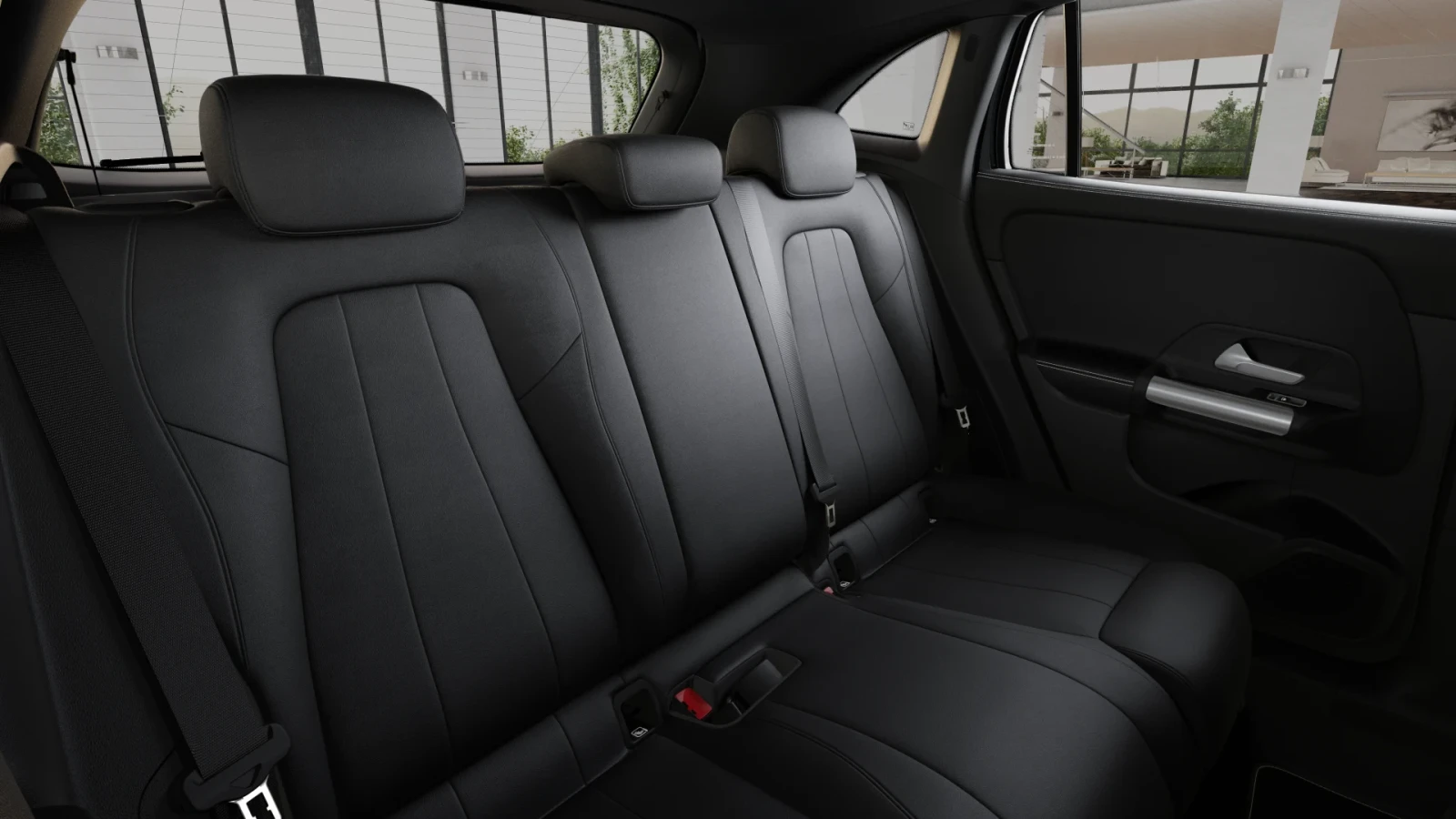 Mercedes-Benz GLA 180, снимка 10 - Автомобили и джипове - 55133376