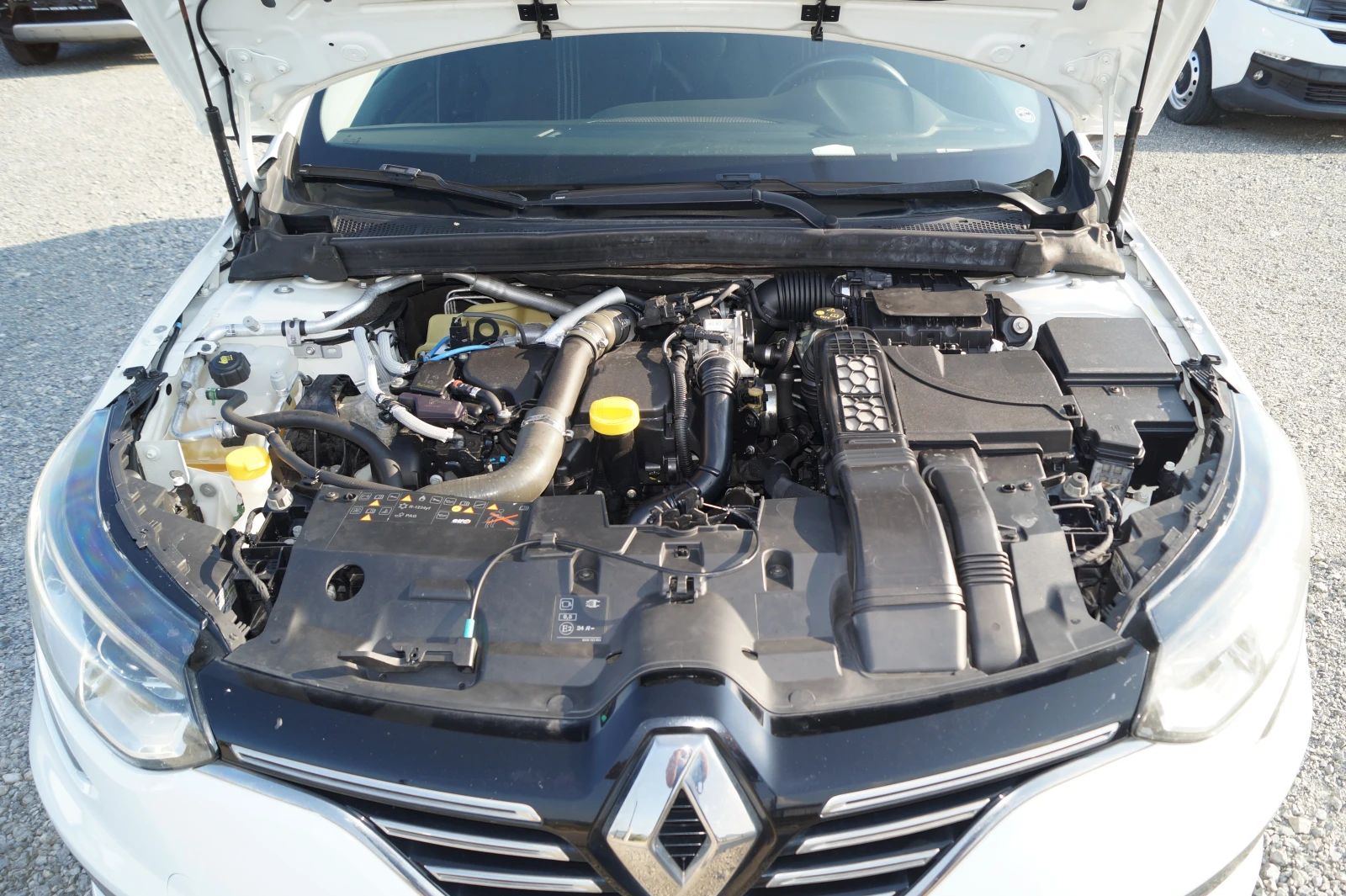 Renault Megane GT-line, снимка 16 - Автомобили и джипове - 55334168