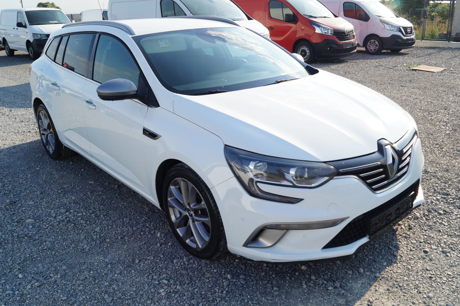 Renault Megane GT-line, снимка 3 - Автомобили и джипове - 55334168