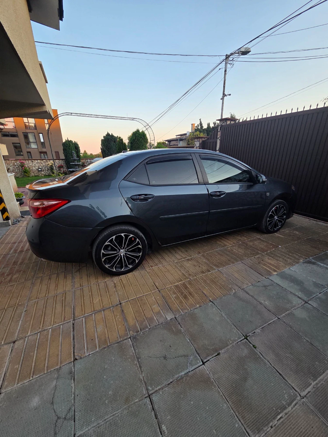 Toyota Corolla Корола 1.8 бензин газ, снимка 7 - Автомобили и джипове - 55583854