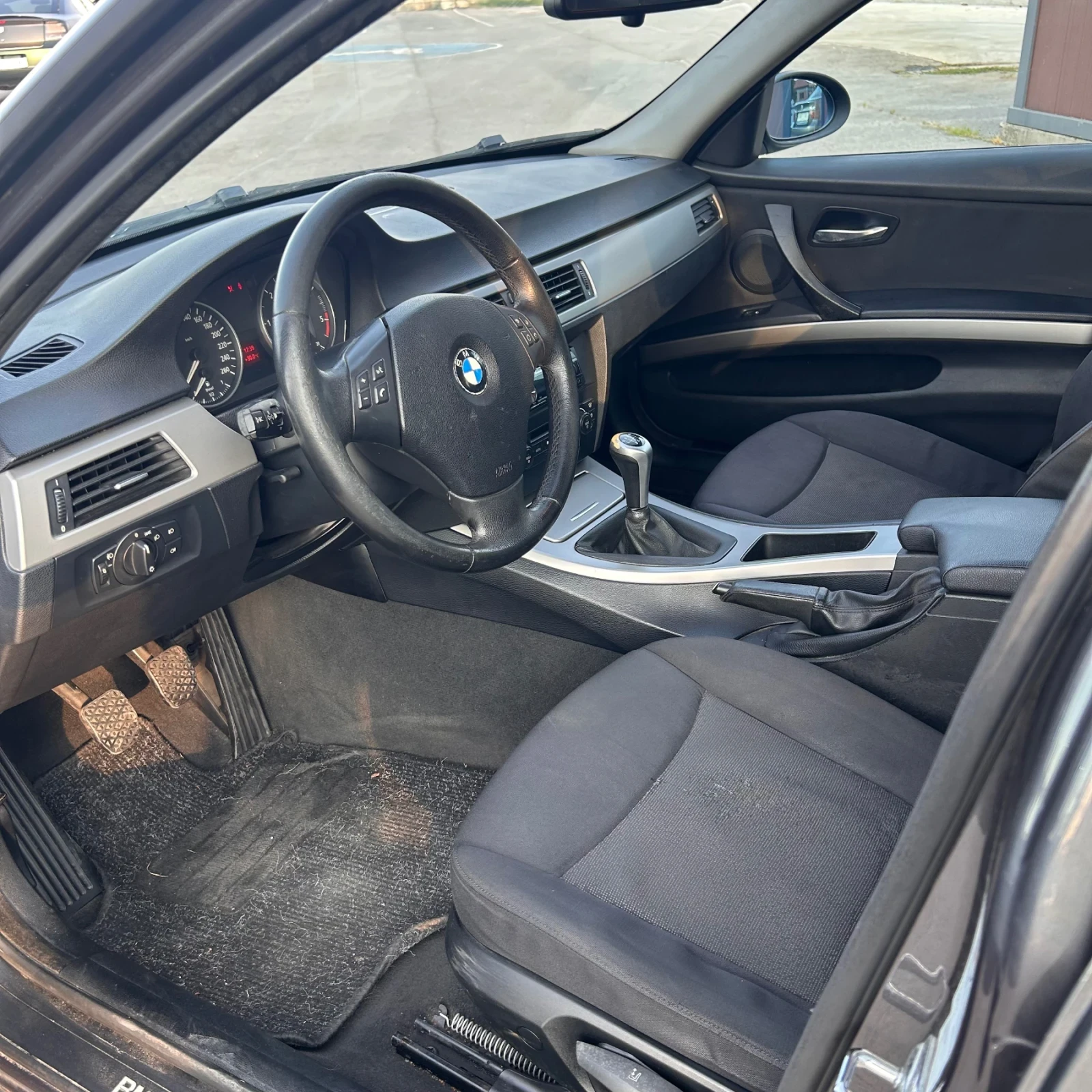 BMW 320 2.0d 163кс, снимка 6 - Автомобили и джипове - 55593783