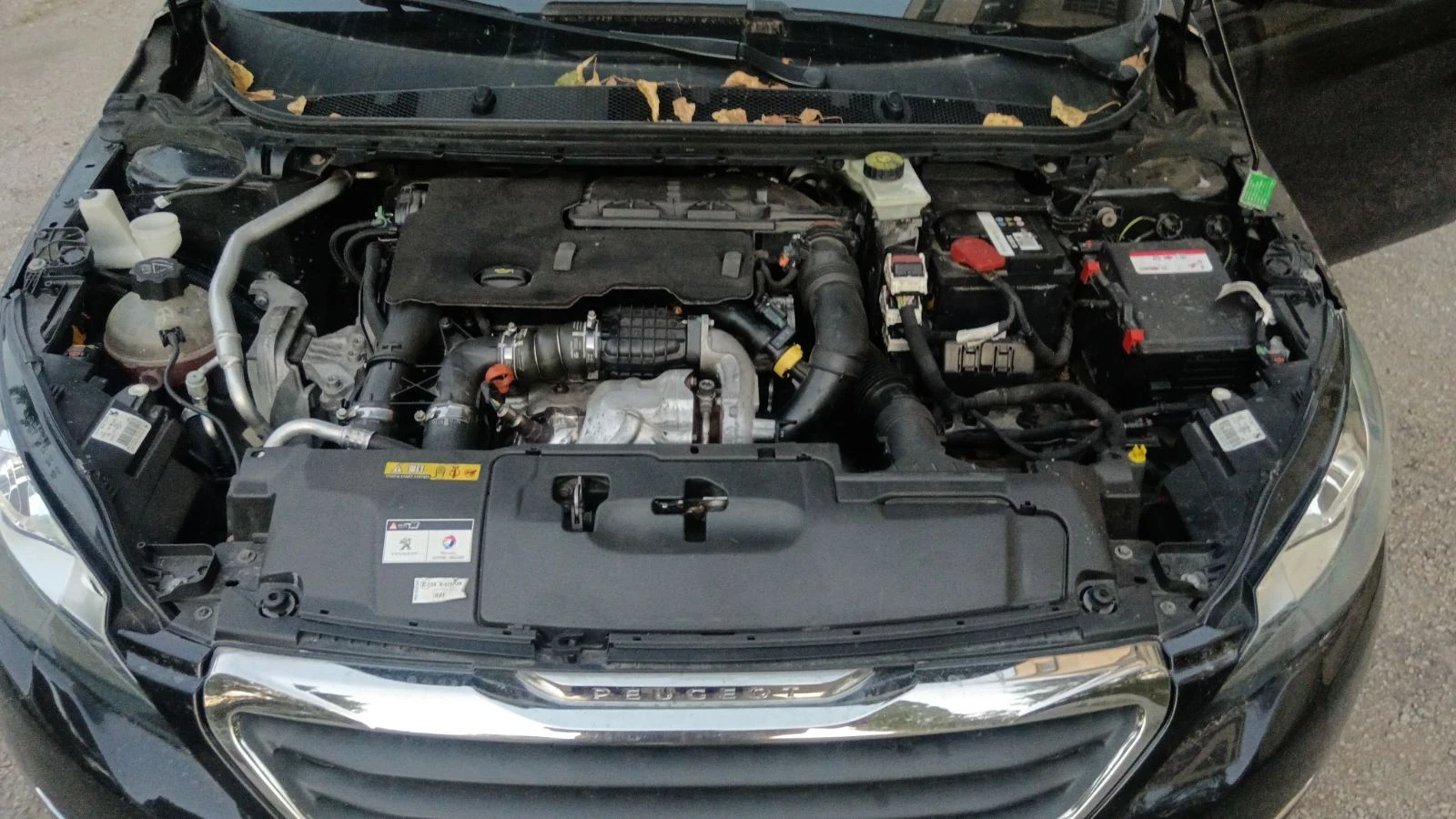 Peugeot 308 1.6 HDI, снимка 7 - Автомобили и джипове - 55730076