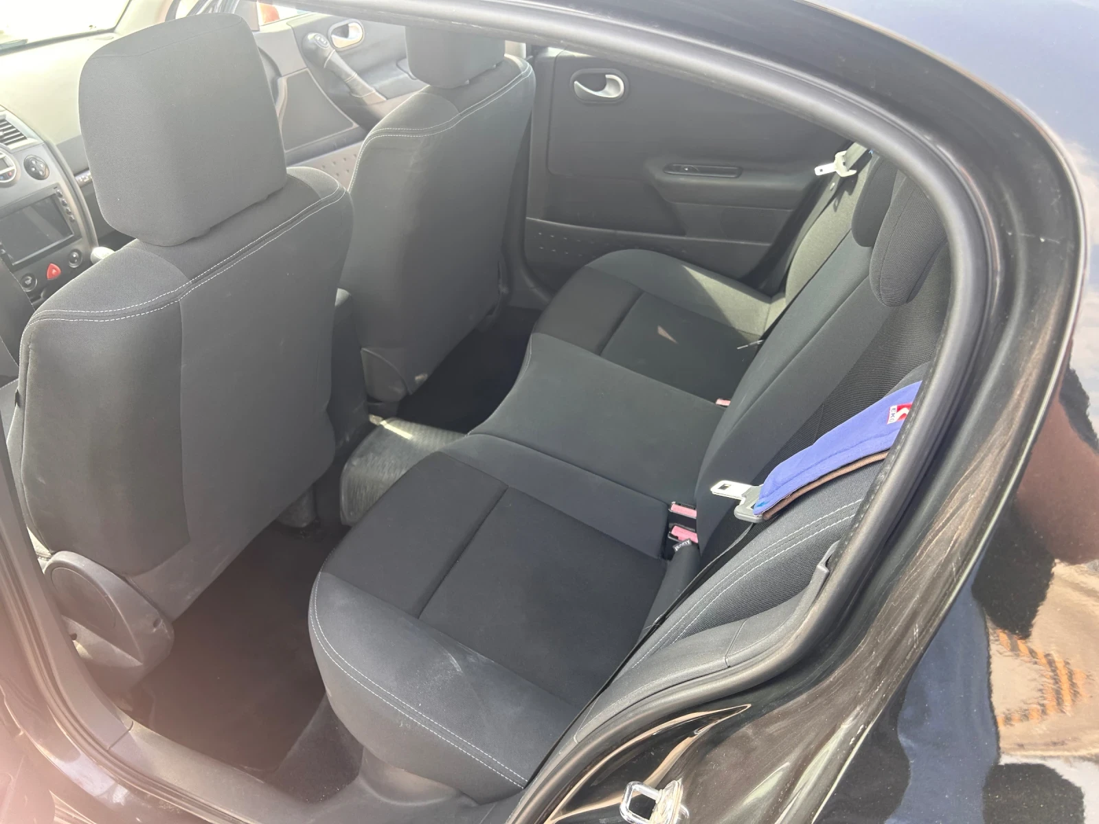 Renault Megane 1.5 DCI Extreme , снимка 12 - Автомобили и джипове - 55962836