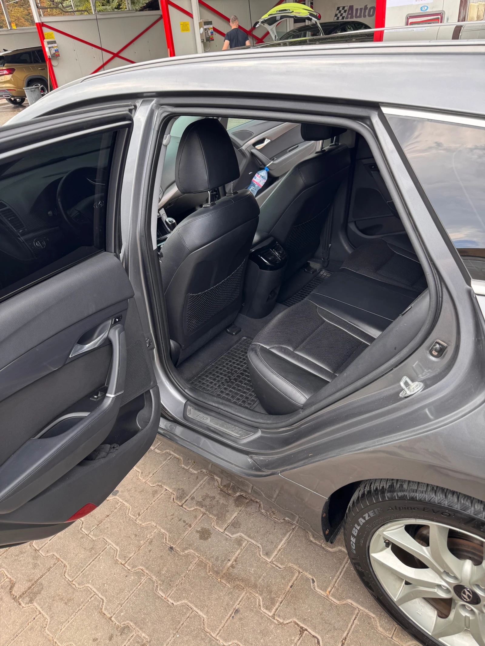Hyundai I40 Premium + , снимка 14 - Автомобили и джипове - 55983514