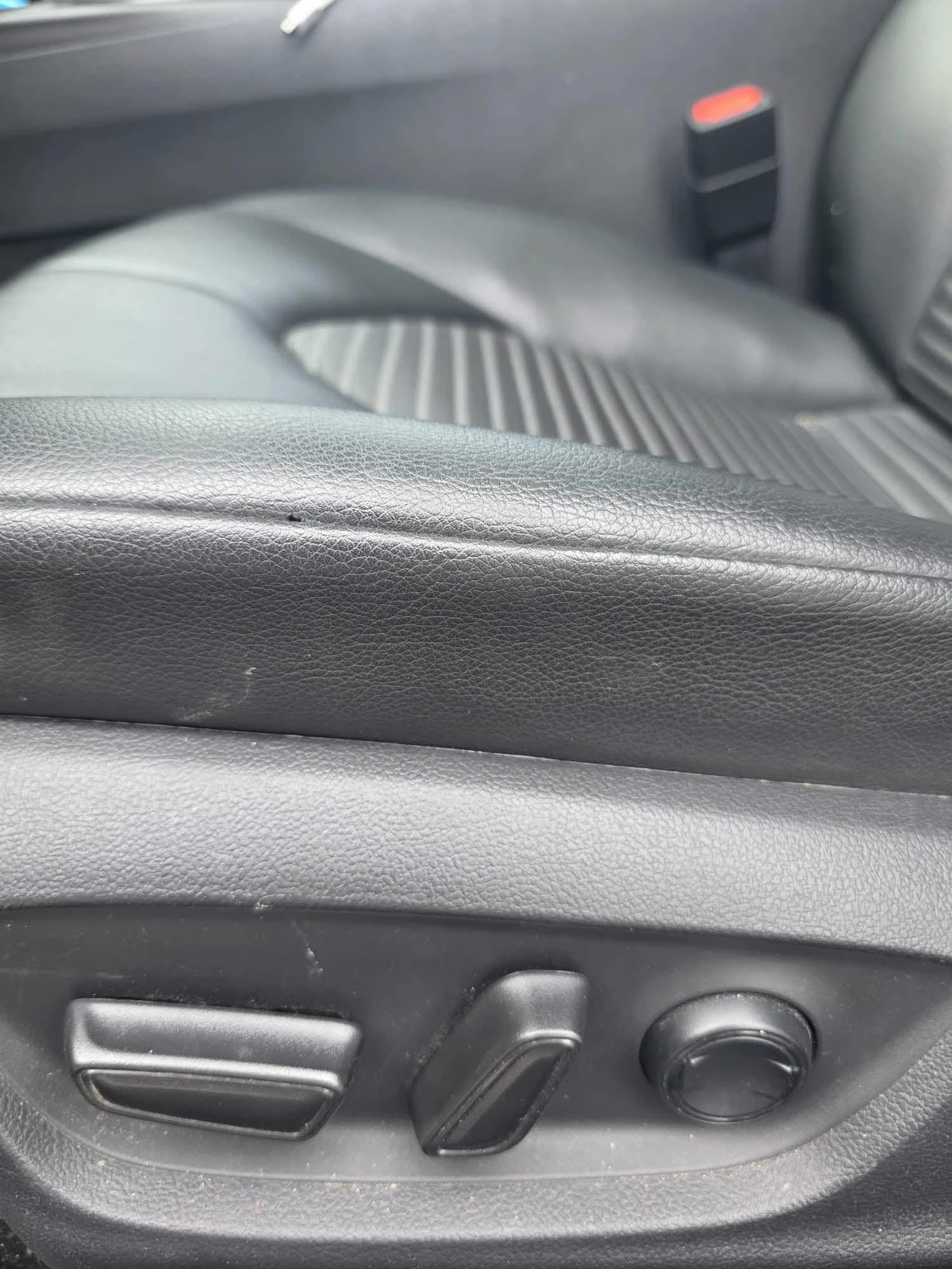 Toyota Camry * SE * CARFAX * ОПЦИЯ ЗА ФИНАНСИРАНЕ, снимка 10 - Автомобили и джипове - 56117101