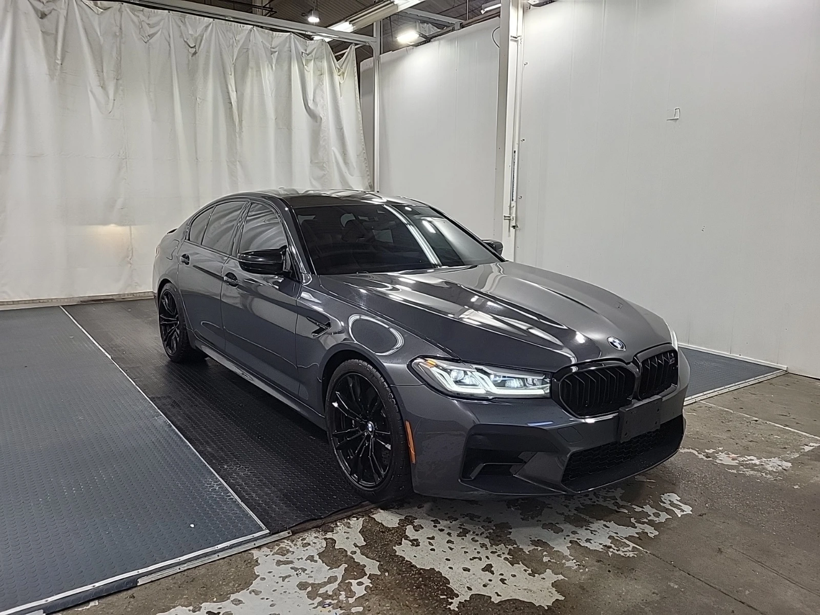 BMW M5 Competition, АВТОКРЕДИТ, снимка 2 - Автомобили и джипове - 56523607