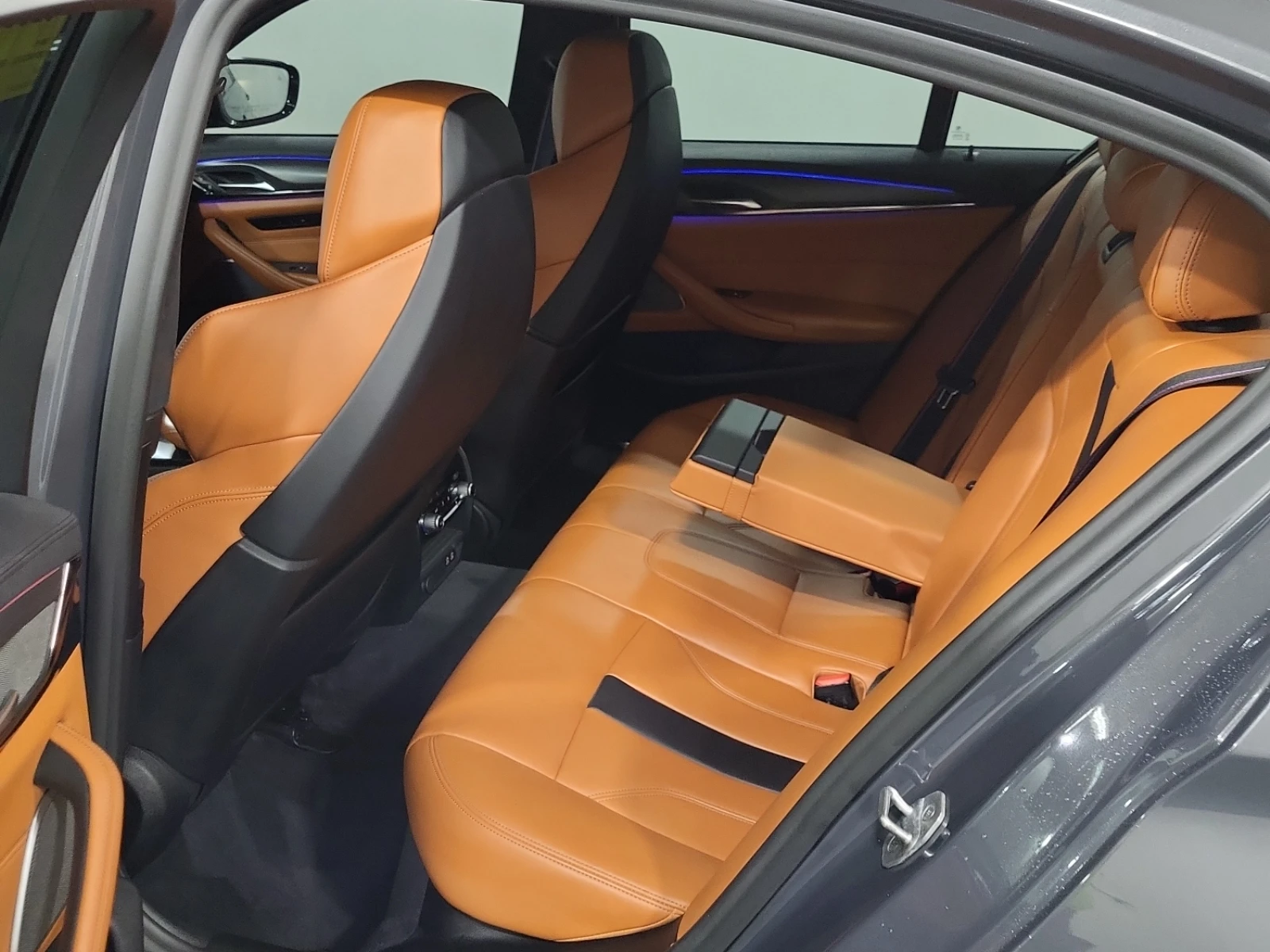 BMW M5 Competition, АВТОКРЕДИТ, снимка 12 - Автомобили и джипове - 56523607