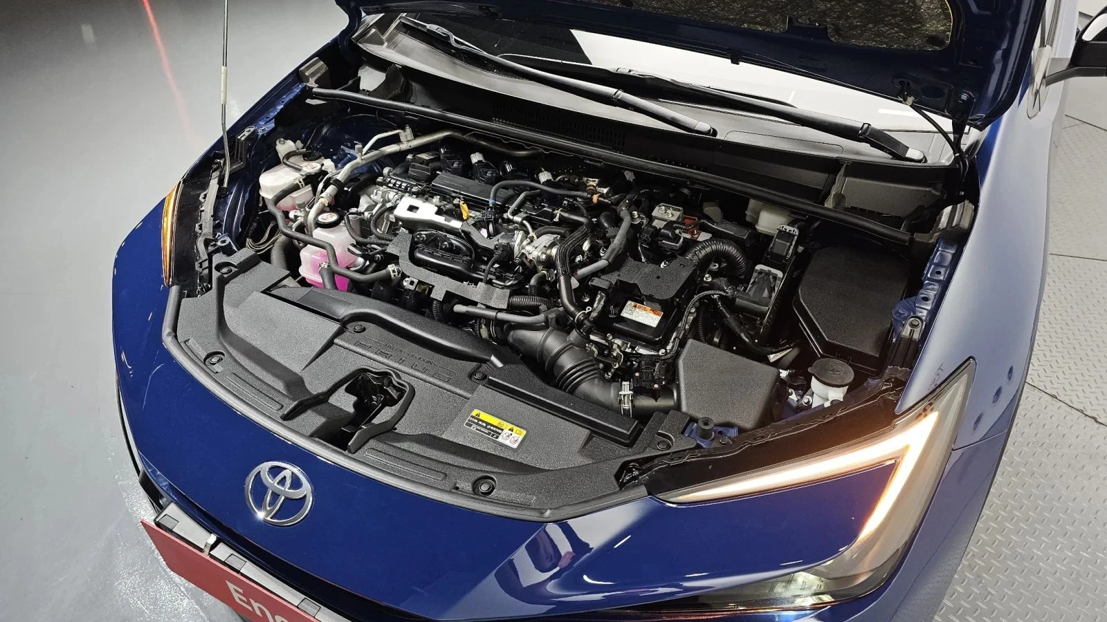 Toyota Prius, снимка 6 - Автомобили и джипове - 56689650