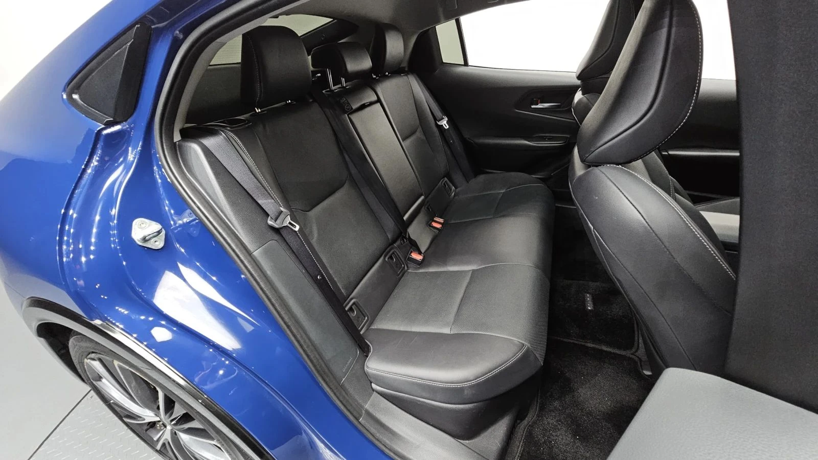 Toyota Prius, снимка 11 - Автомобили и джипове - 56689650