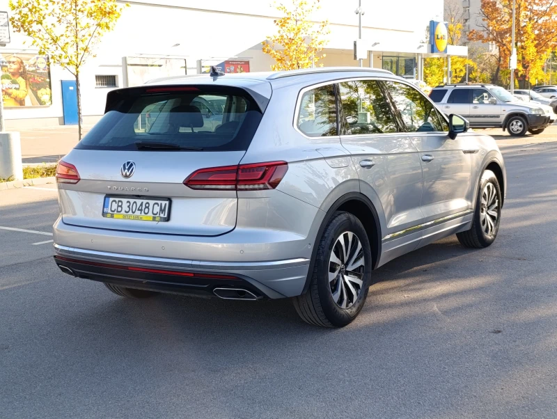 VW Touareg 3.0TDI 286hp, снимка 3 - Автомобили и джипове - 51354743