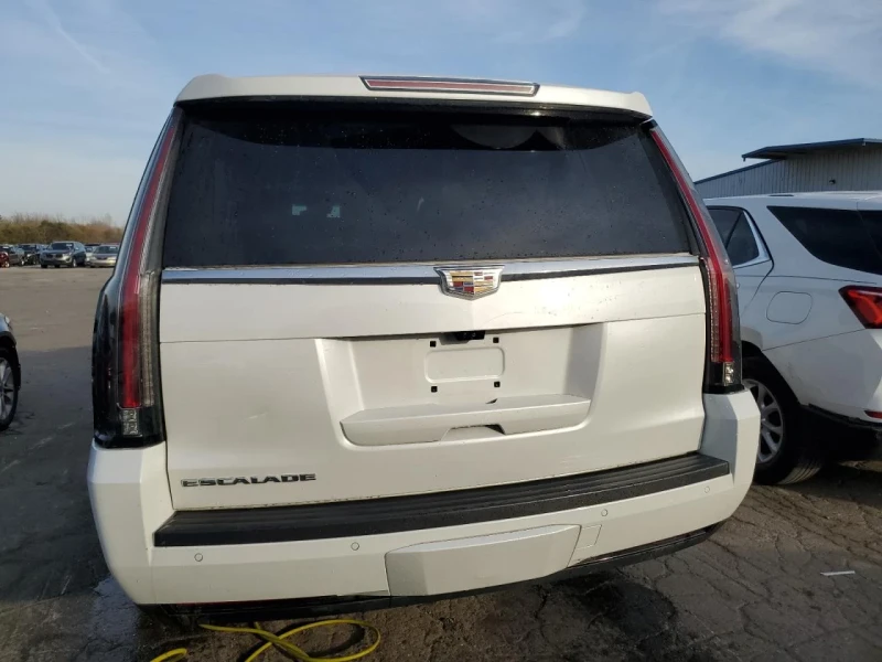 Cadillac Escalade, снимка 6 - Автомобили и джипове - 49481456