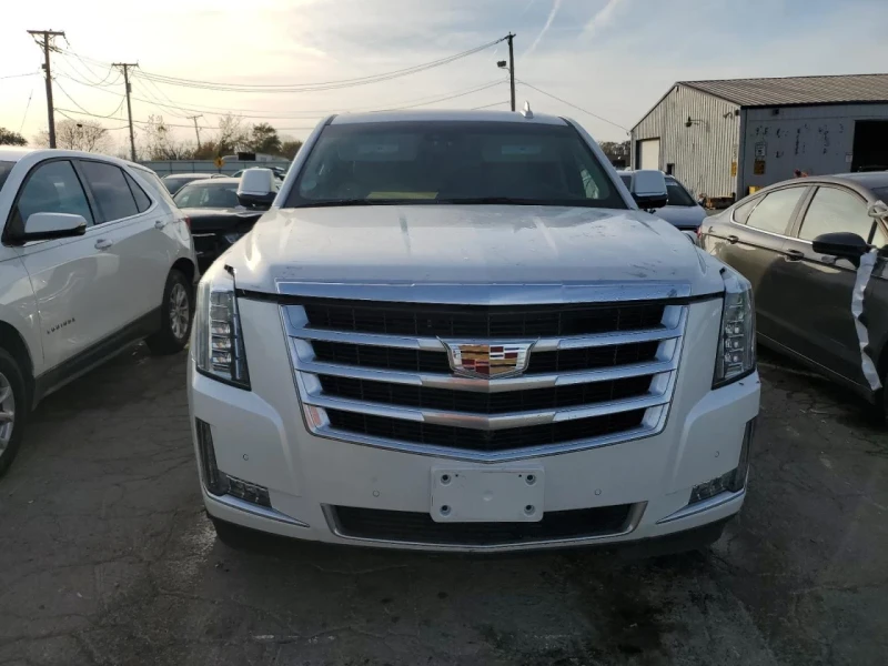 Cadillac Escalade, снимка 5 - Автомобили и джипове - 49481456