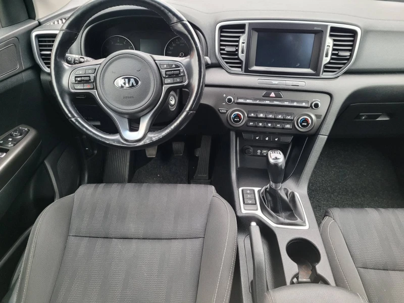 Kia Sportage Silber 1.6 EURO 6B, снимка 10 - Автомобили и джипове - 52664098