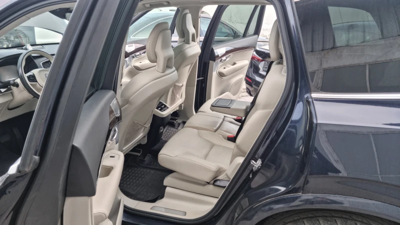 Volvo Xc90 T6/4X4/360  КАМЕРИ/С.ИСТОРИЯ , снимка 11 - Автомобили и джипове - 52596667