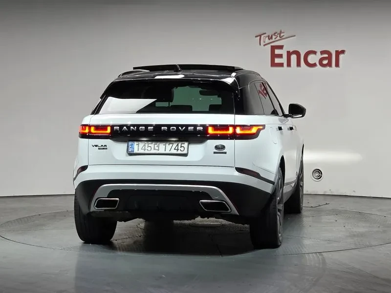 Land Rover Range Rover Velar, снимка 4 - Автомобили и джипове - 54515158