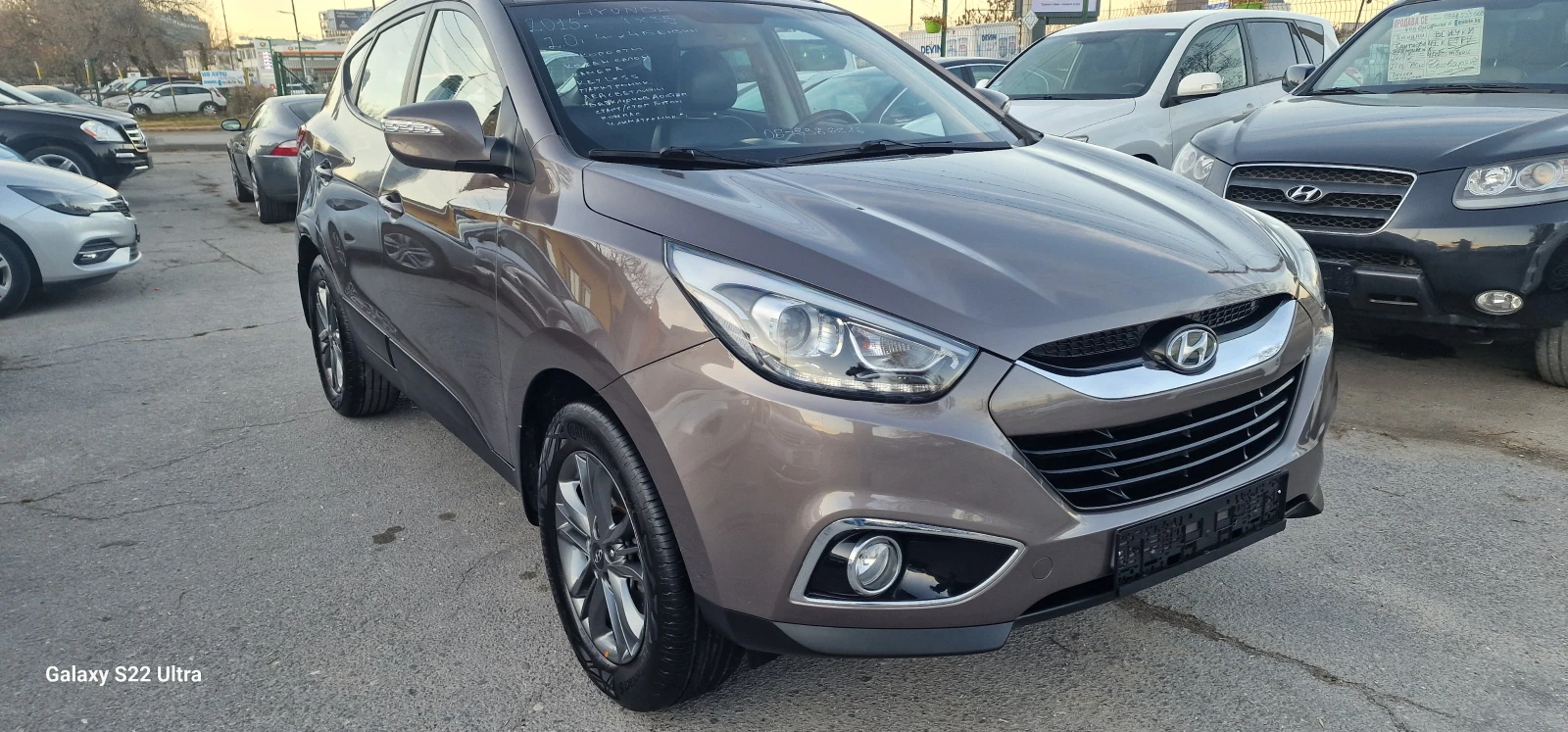 Hyundai IX35 2.0i Premium Edition 4WD кожа камера KEYLES - изображение 3