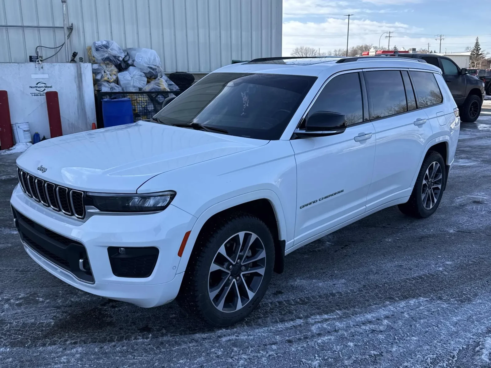 Jeep Grand cherokee L Overland 5.7 Hemi 4x4, снимка 3 - Автомобили и джипове - 53909079