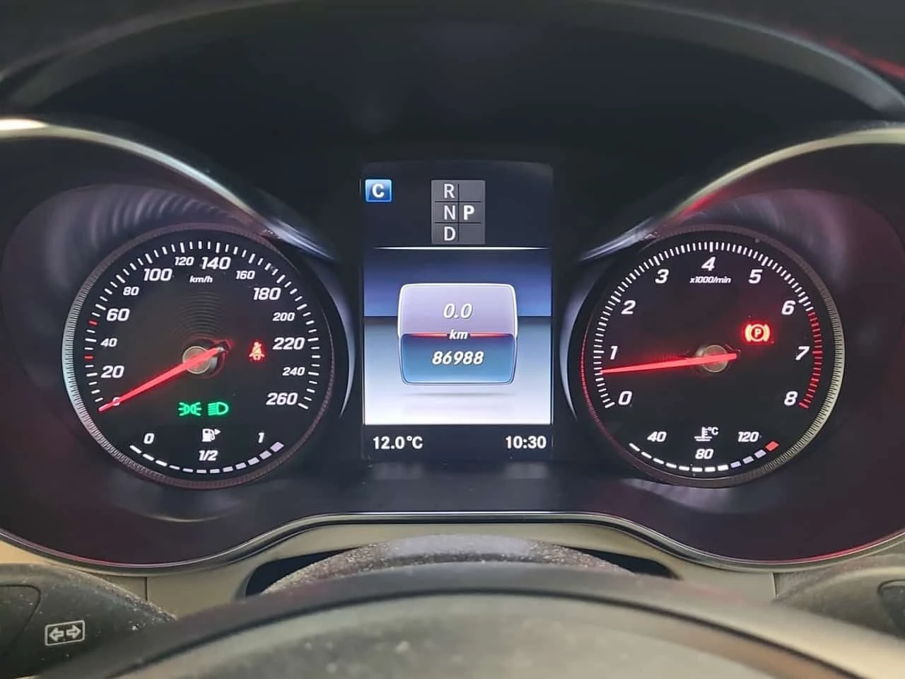 Mercedes-Benz GLC 300 4MATIC* DISTRONIC* 360КАМЕРИ* ПАНОРАМА* , снимка 9 - Автомобили и джипове - 54183676