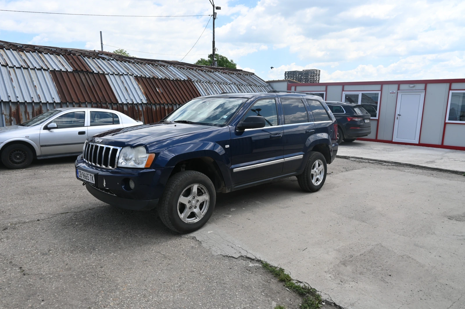 Jeep Grand cherokee ТОП СЪСТОЯНИЕ, снимка 2 - Автомобили и джипове - 54680452
