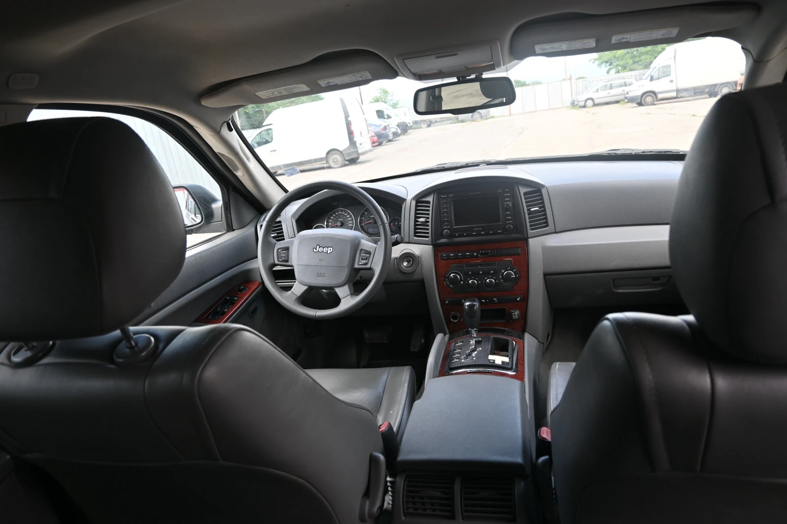 Jeep Grand cherokee ТОП СЪСТОЯНИЕ, снимка 10 - Автомобили и джипове - 54680452
