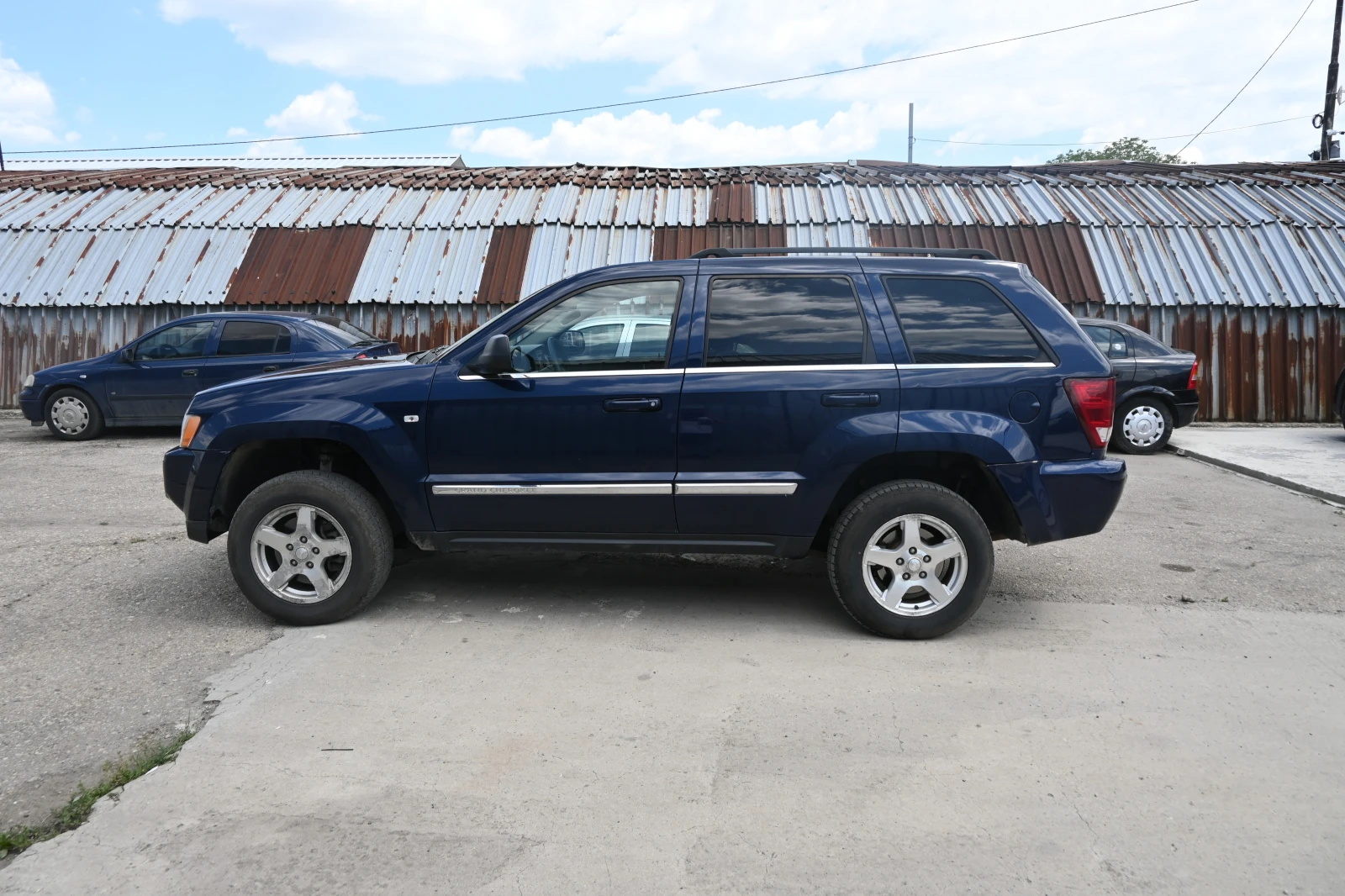 Jeep Grand cherokee ТОП СЪСТОЯНИЕ, снимка 3 - Автомобили и джипове - 54680452